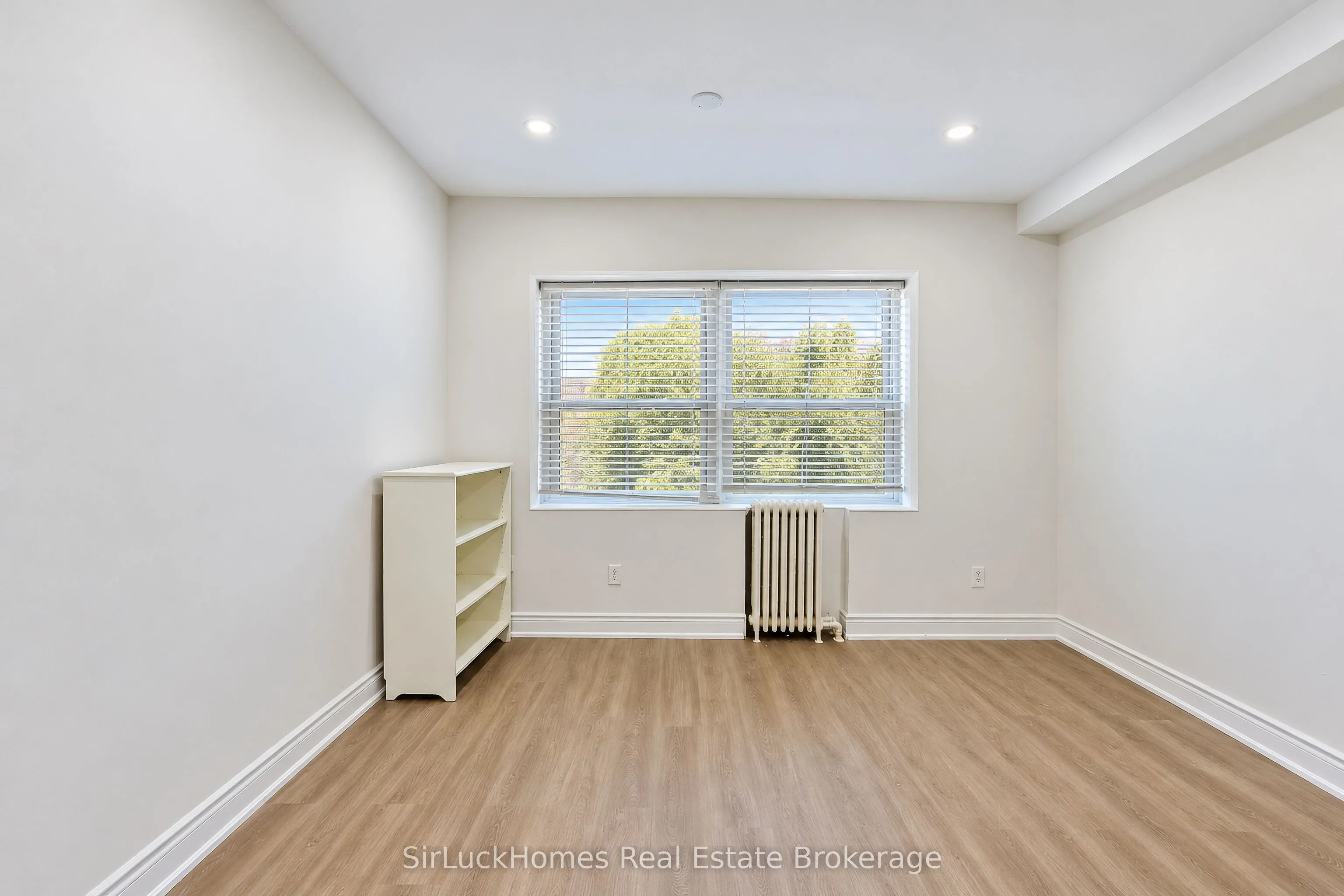 1241 Main Street E #1