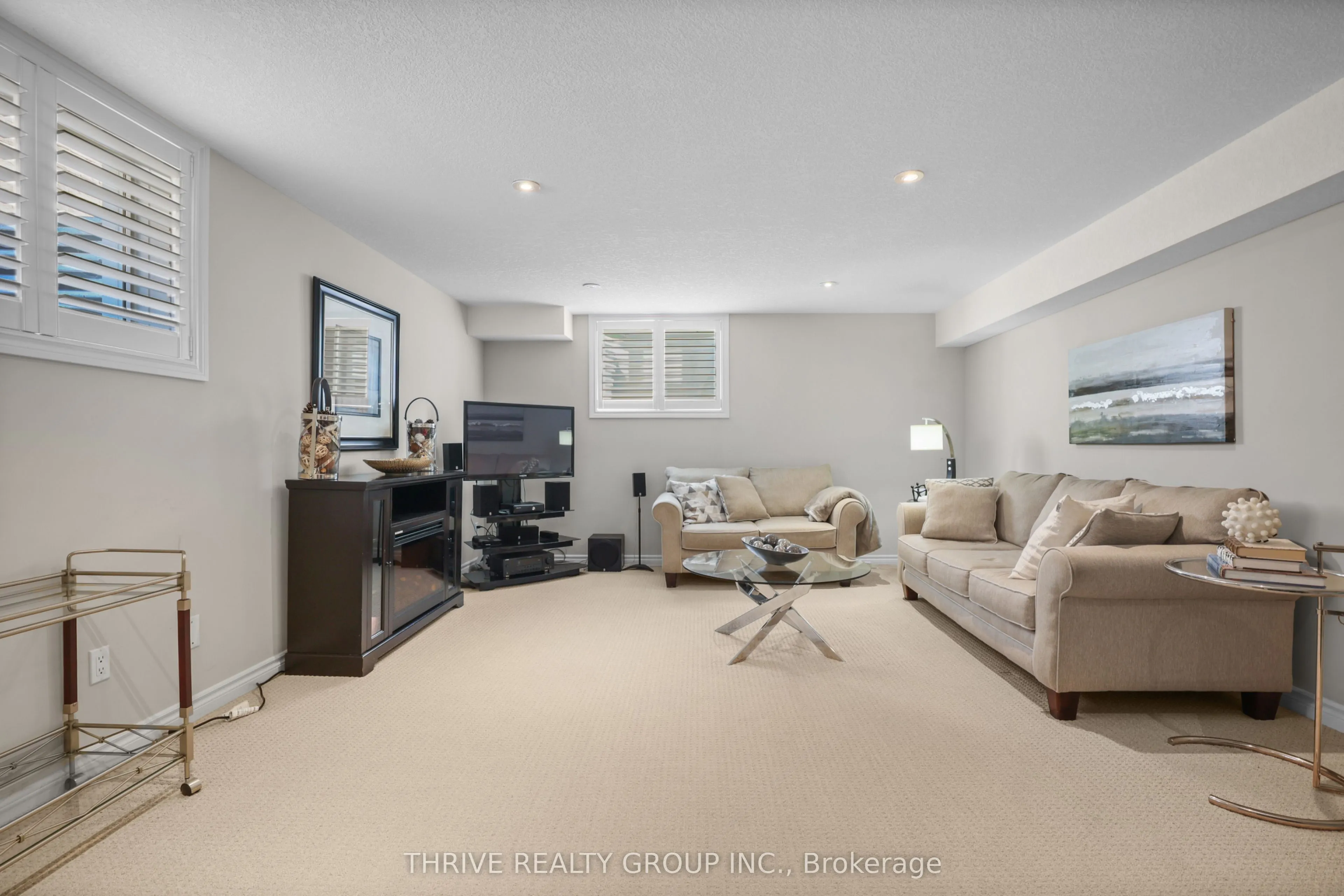 696 Commissioners Road #5
