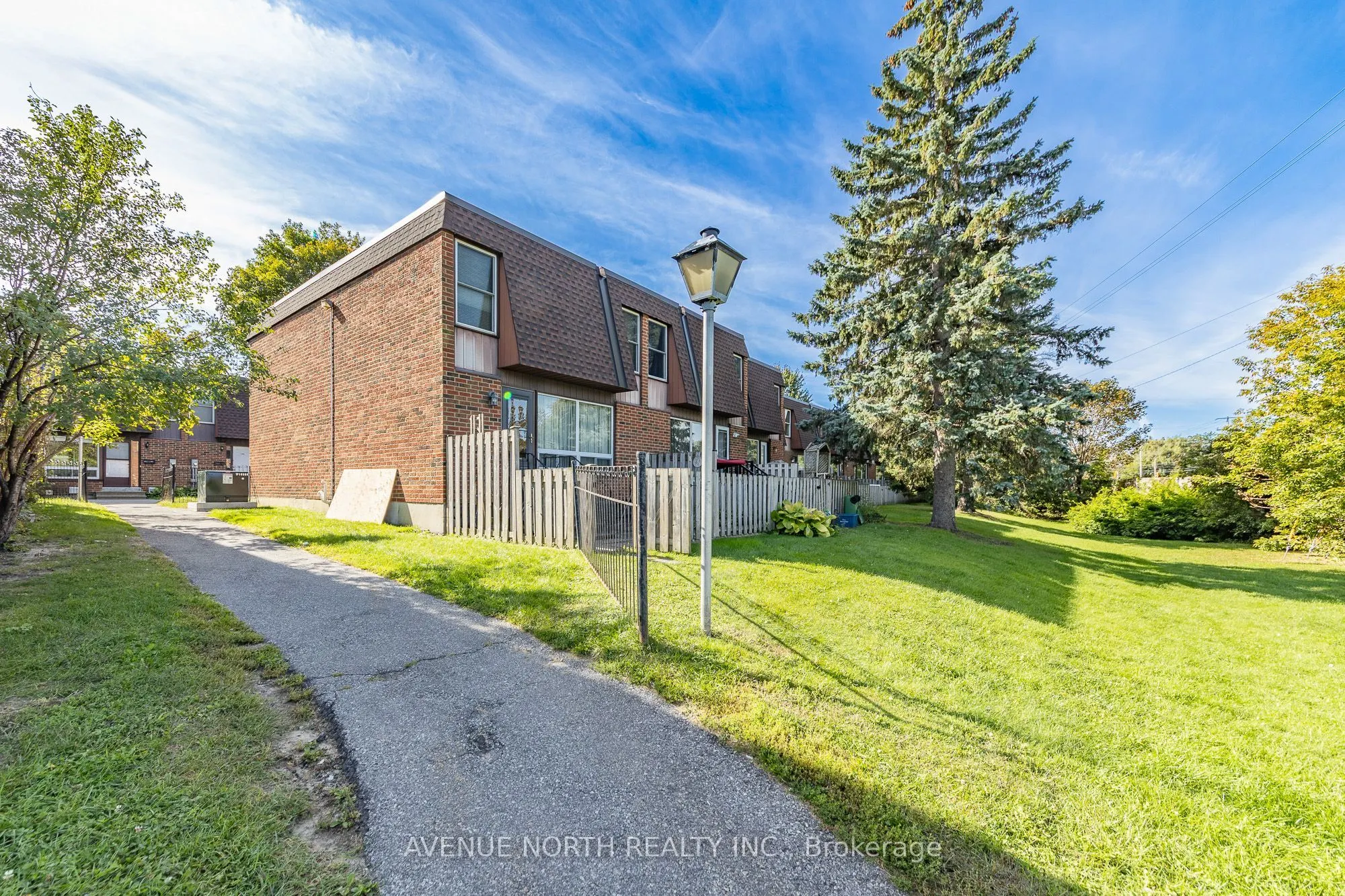 2270 Cotters Crescent #239