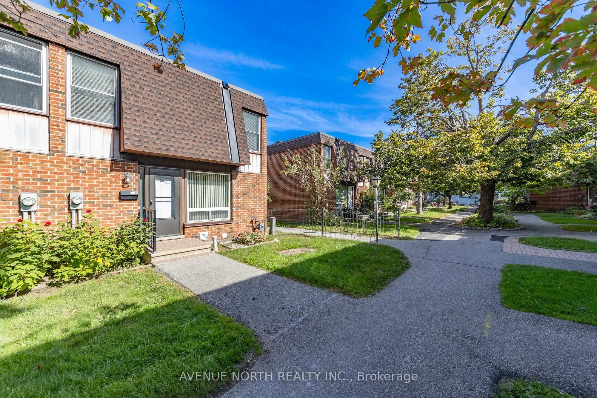 2270 Cotters Crescent #239