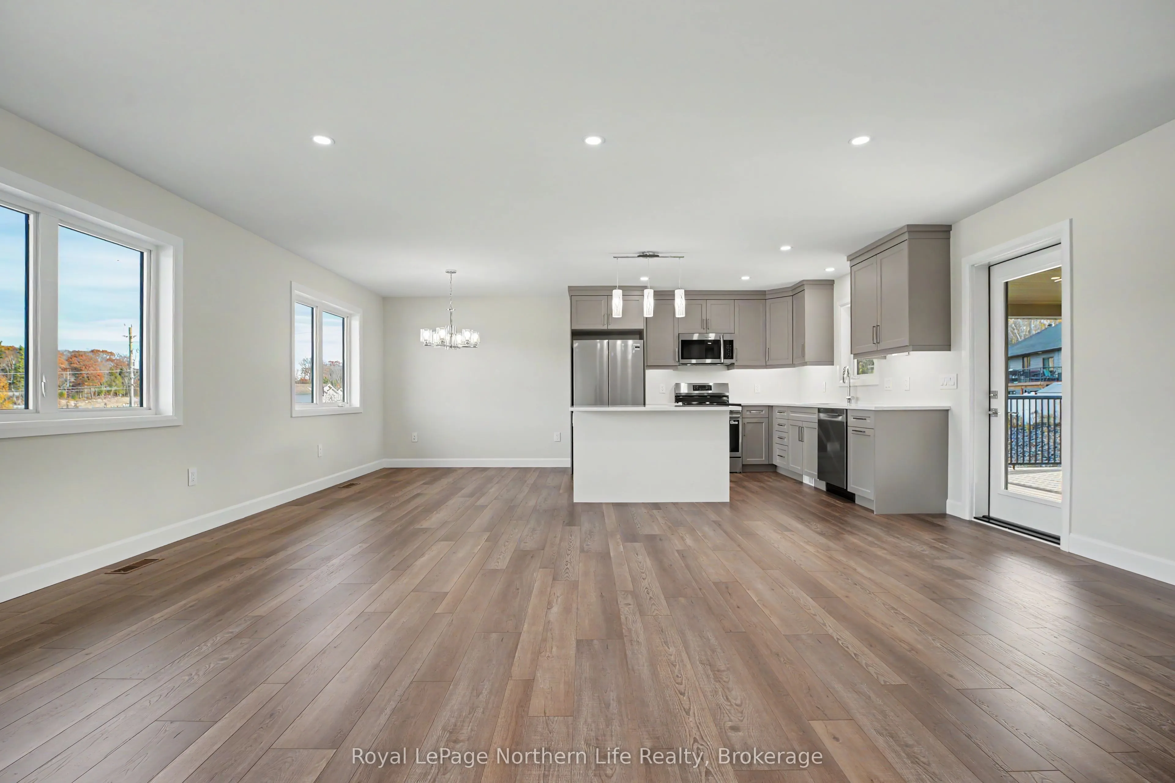 73 CARMICHAEL Drive