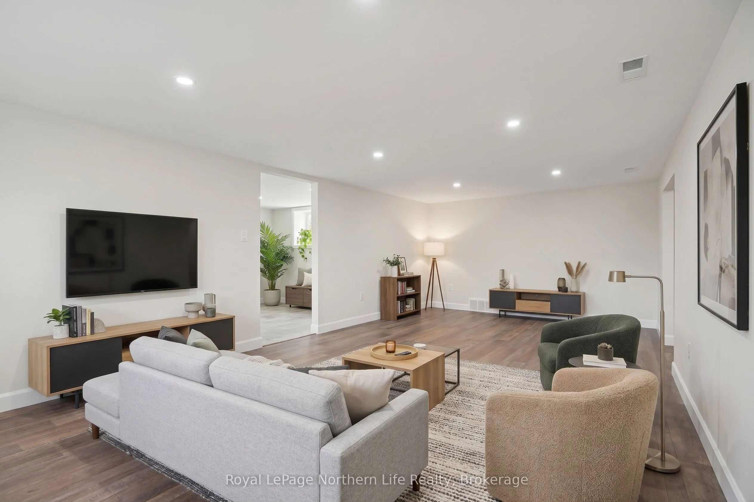 73 CARMICHAEL Drive