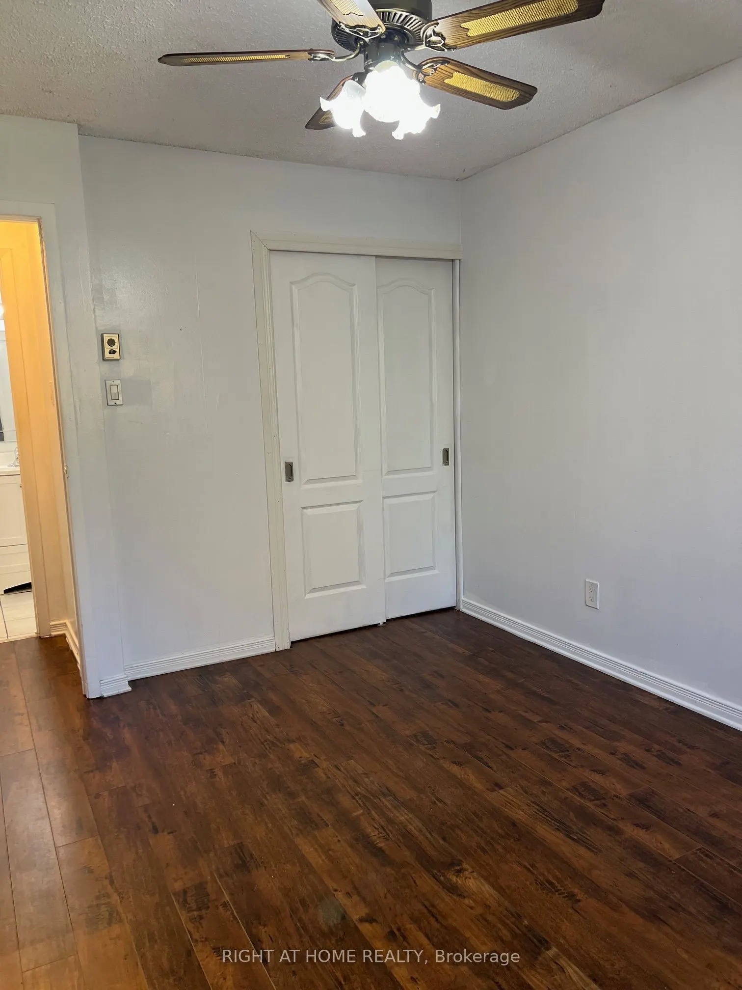 1096 Jalna Boulevard #38