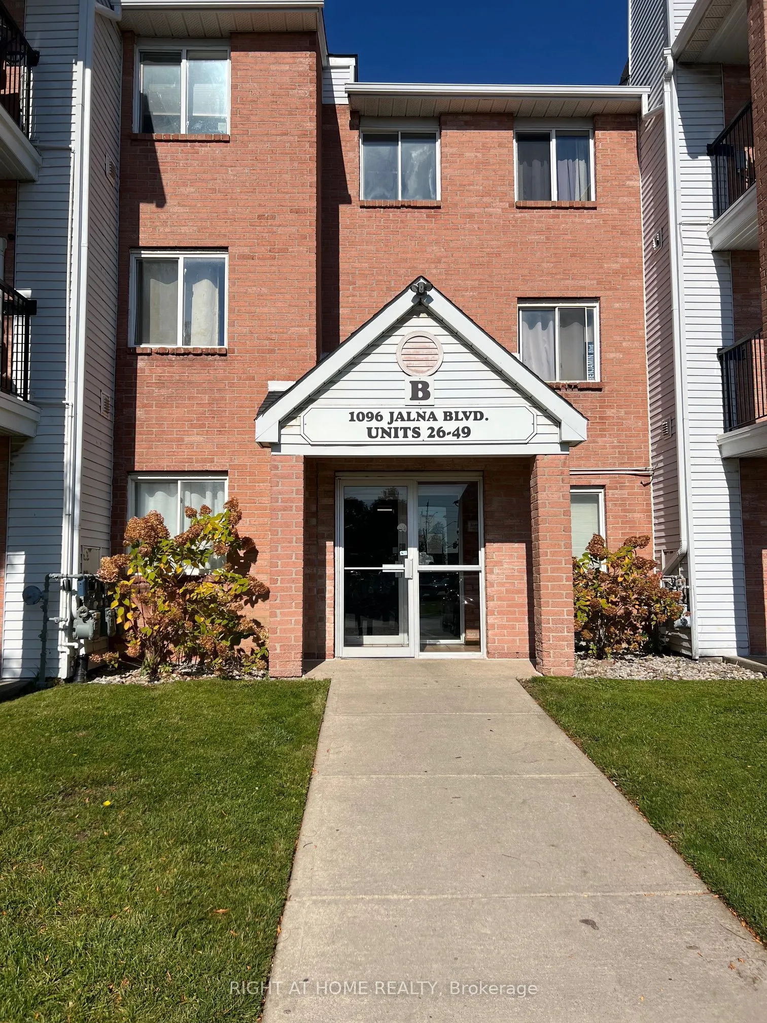 1096 Jalna Boulevard #38