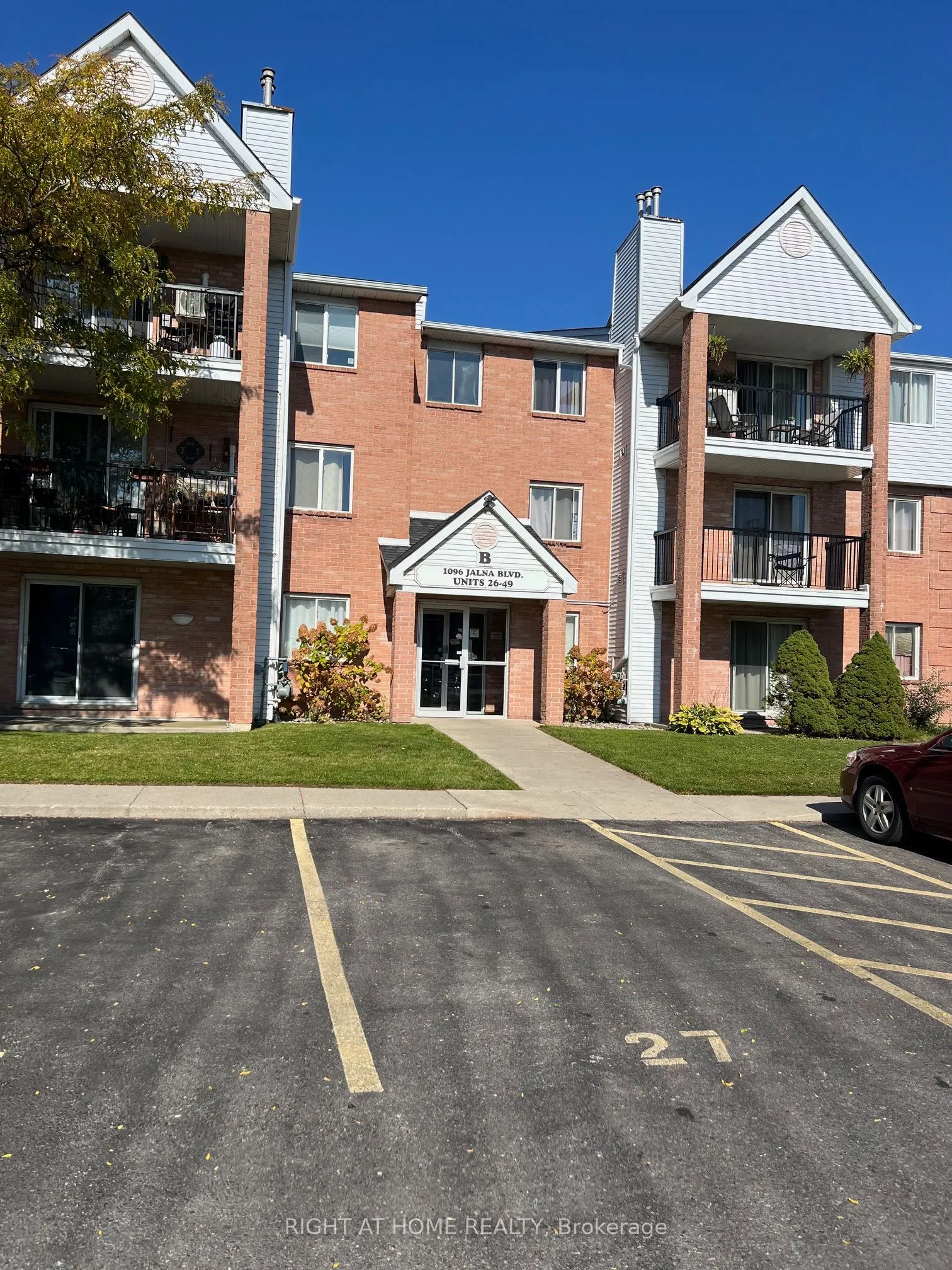 1096 Jalna Boulevard #38