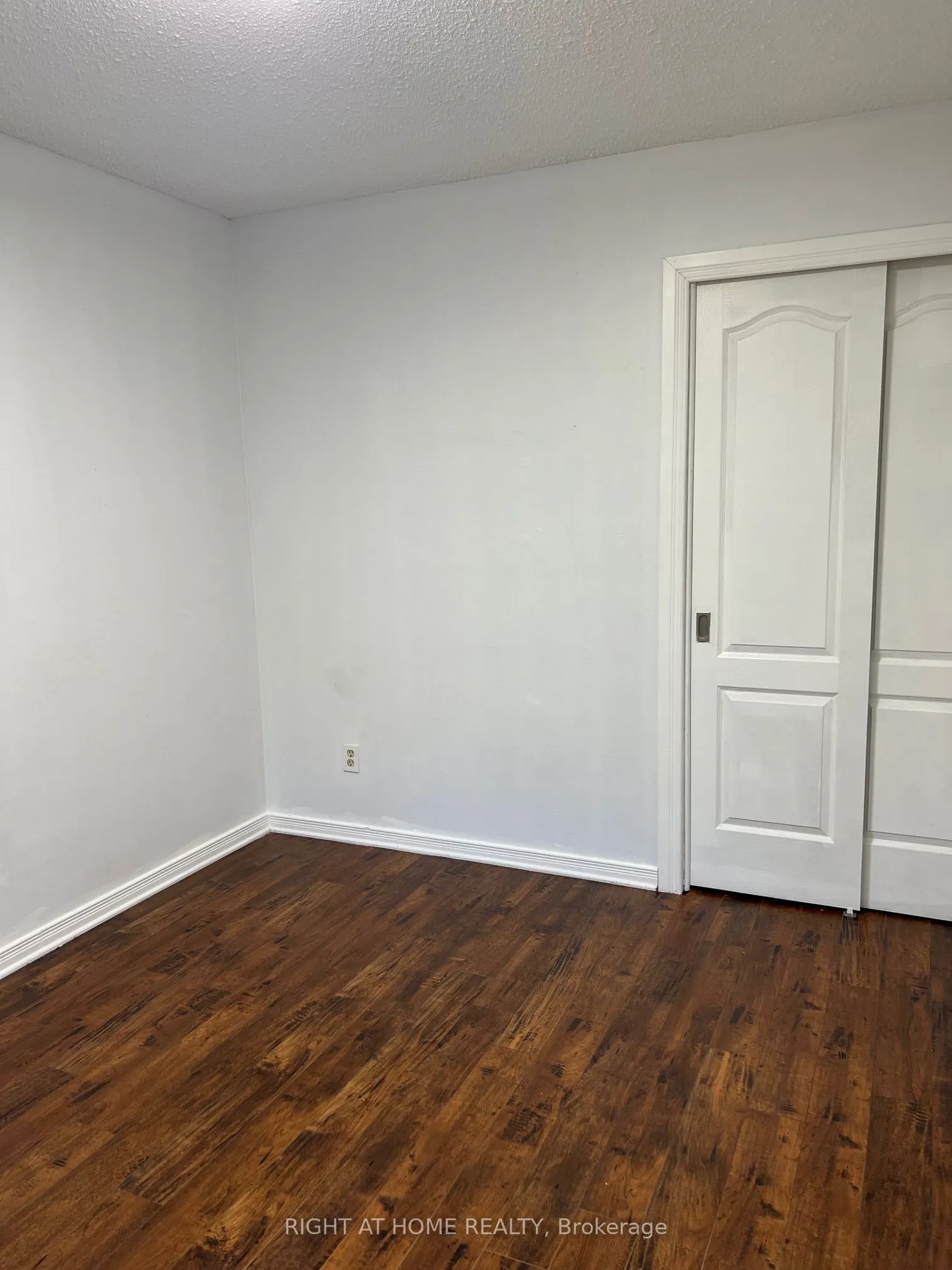 1096 Jalna Boulevard #38