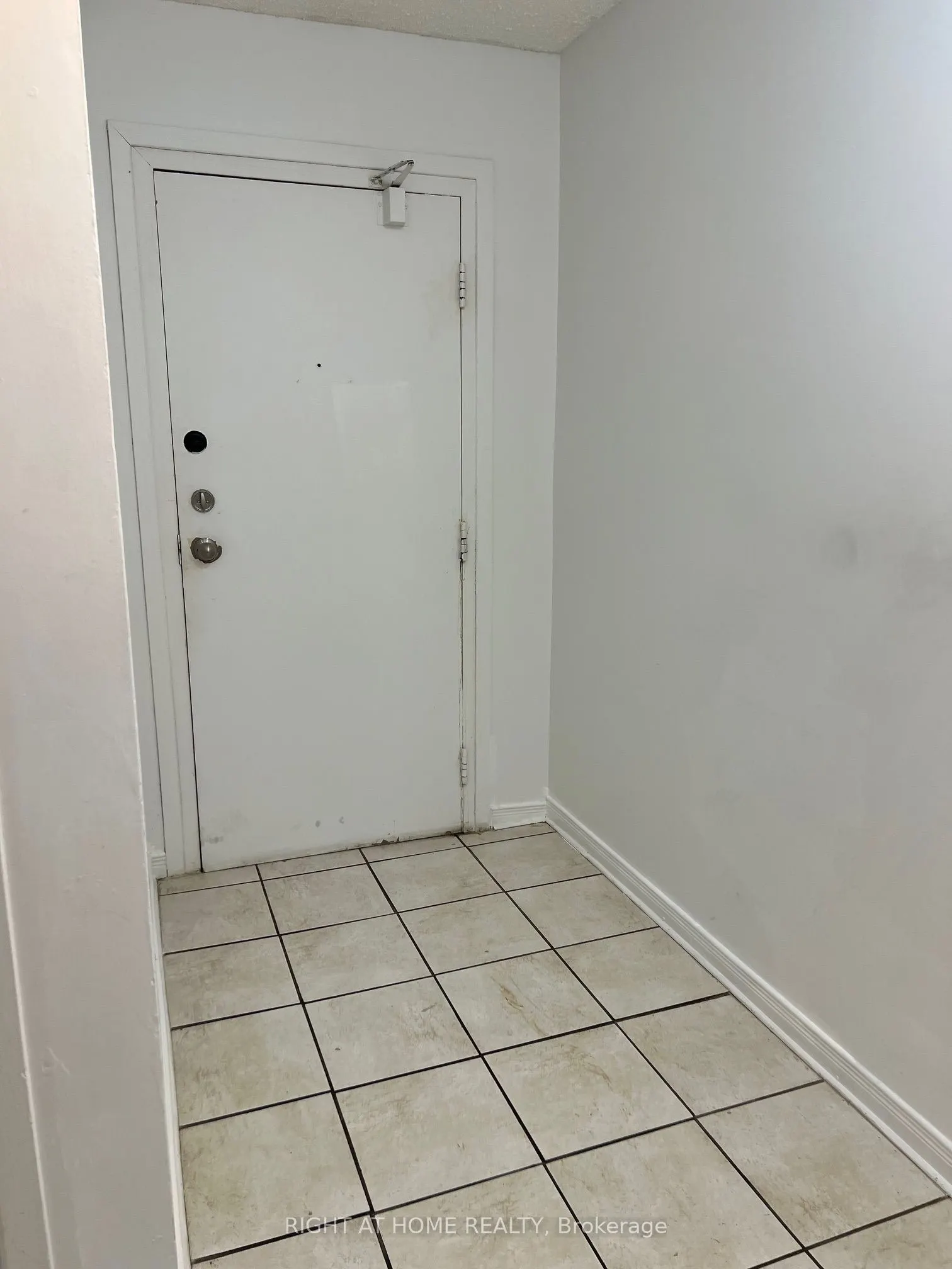 1096 Jalna Boulevard #38