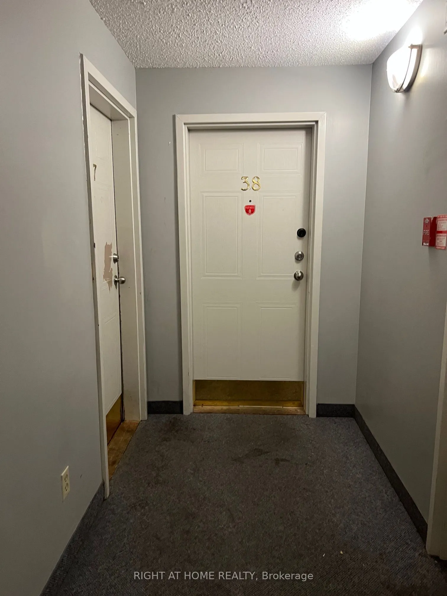 1096 Jalna Boulevard #38