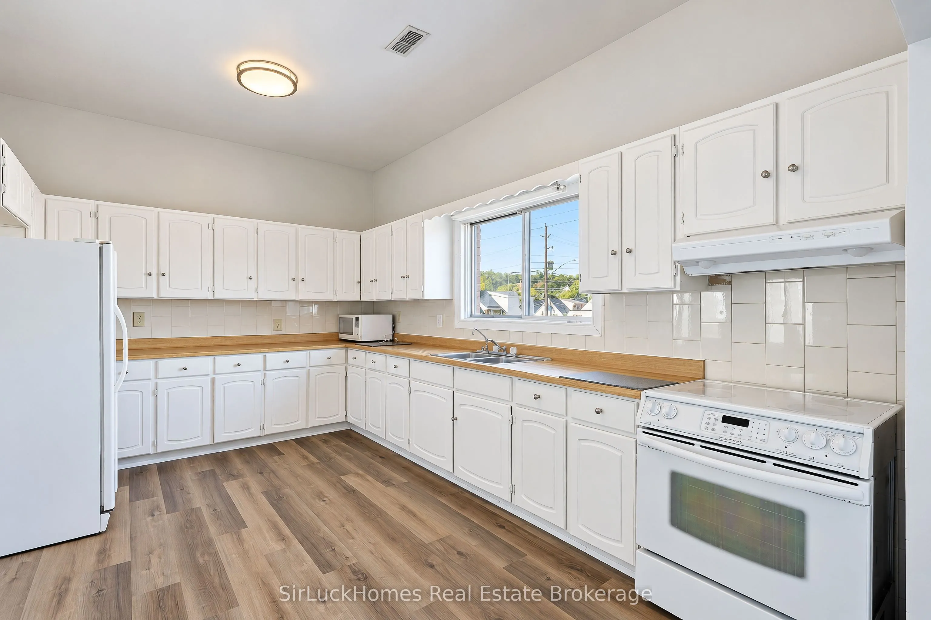 1241 Main Street E #2