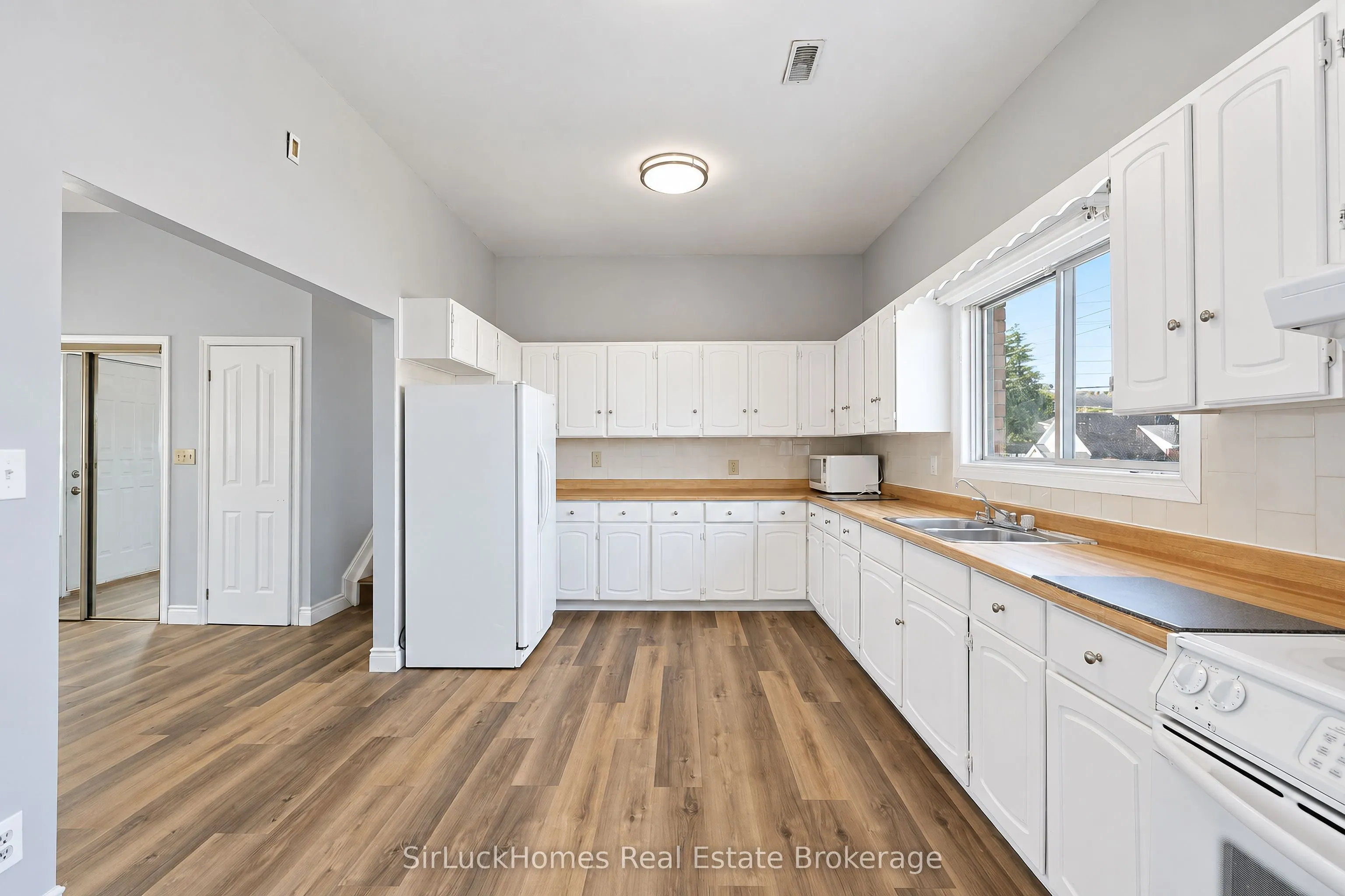1241 Main Street E #2