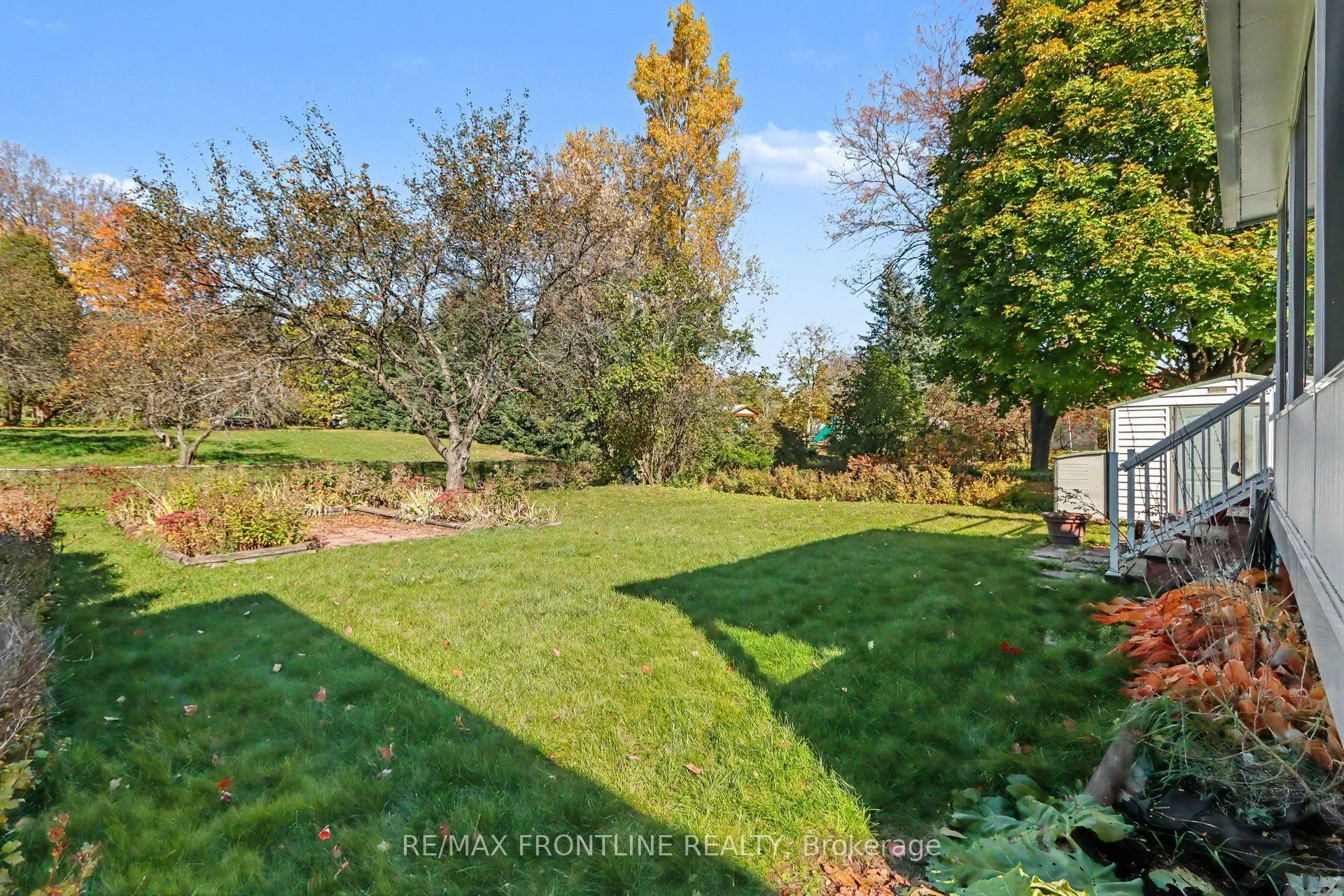 11 Treelawn Boulevard