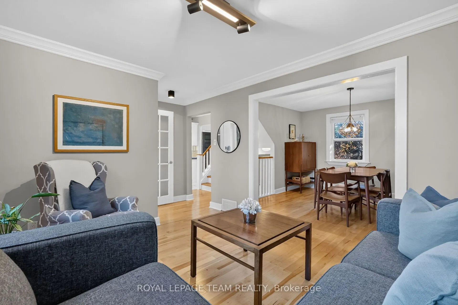 239 Harcourt Avenue
