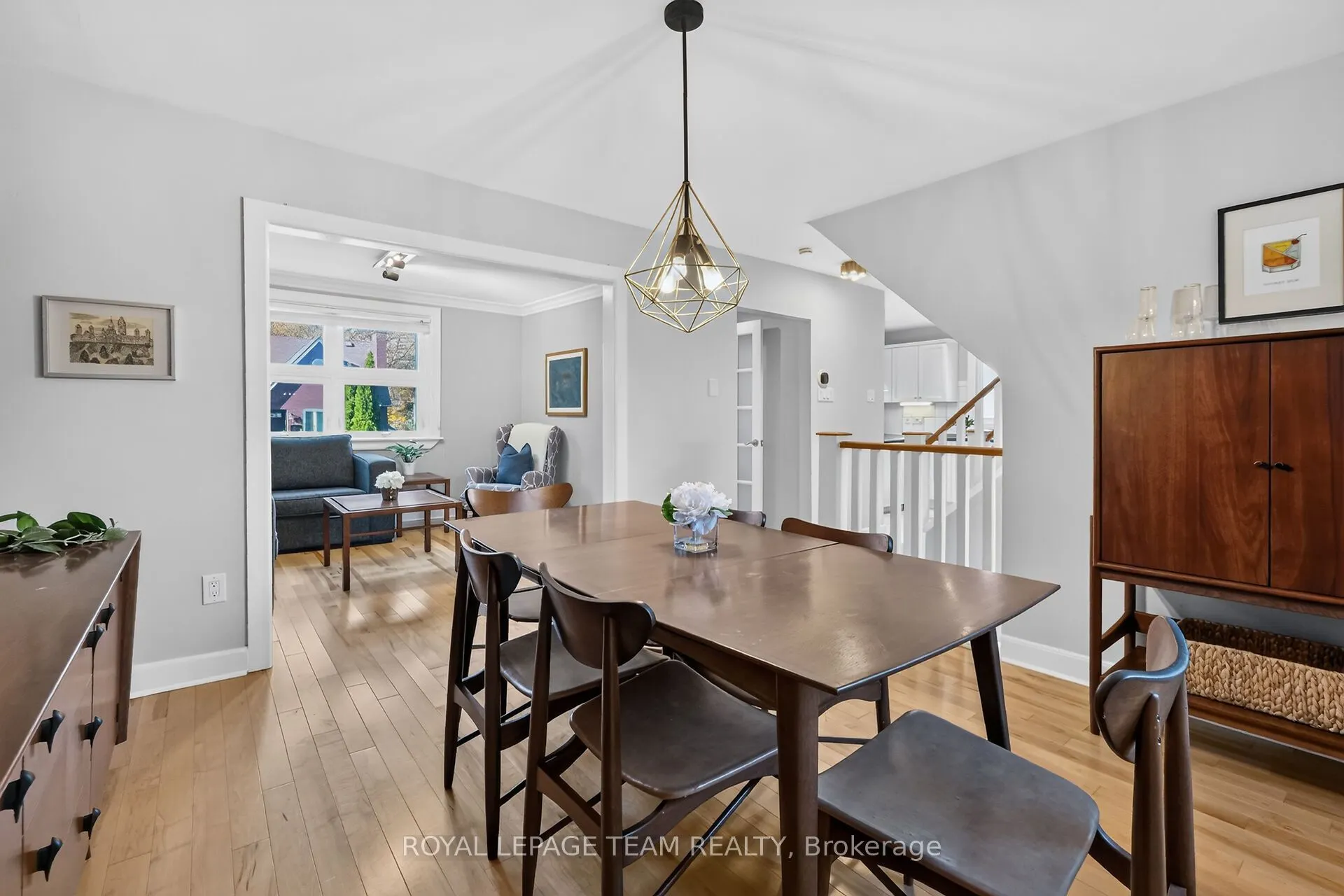 239 Harcourt Avenue