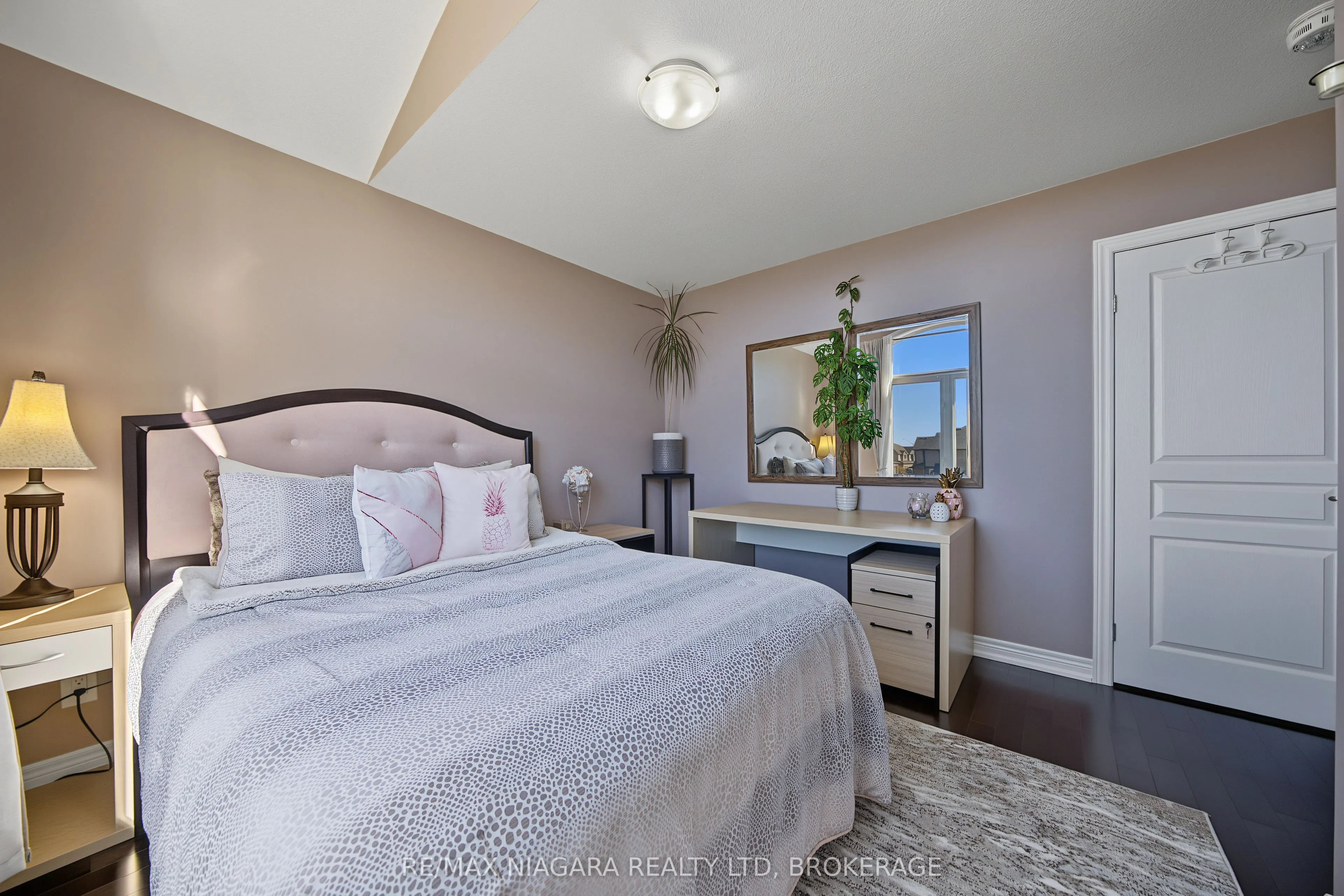 8 Elderberry Road