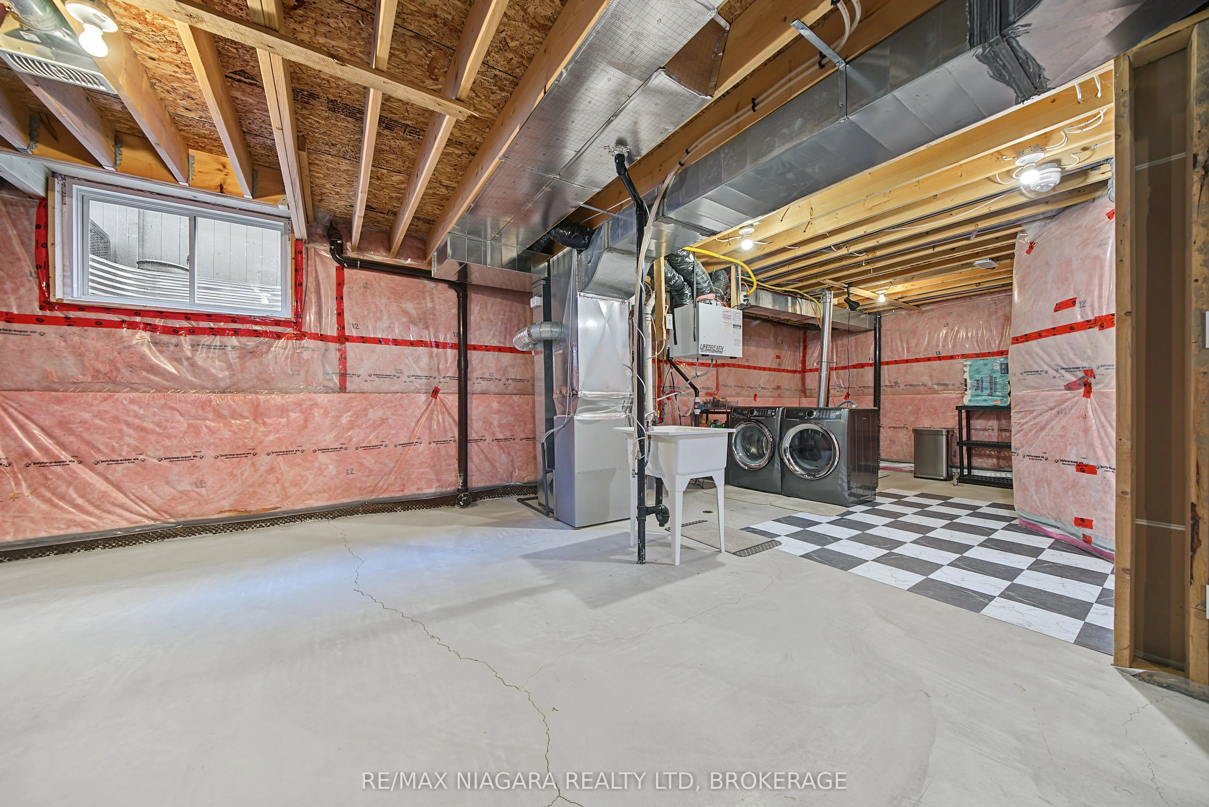8 Elderberry Road