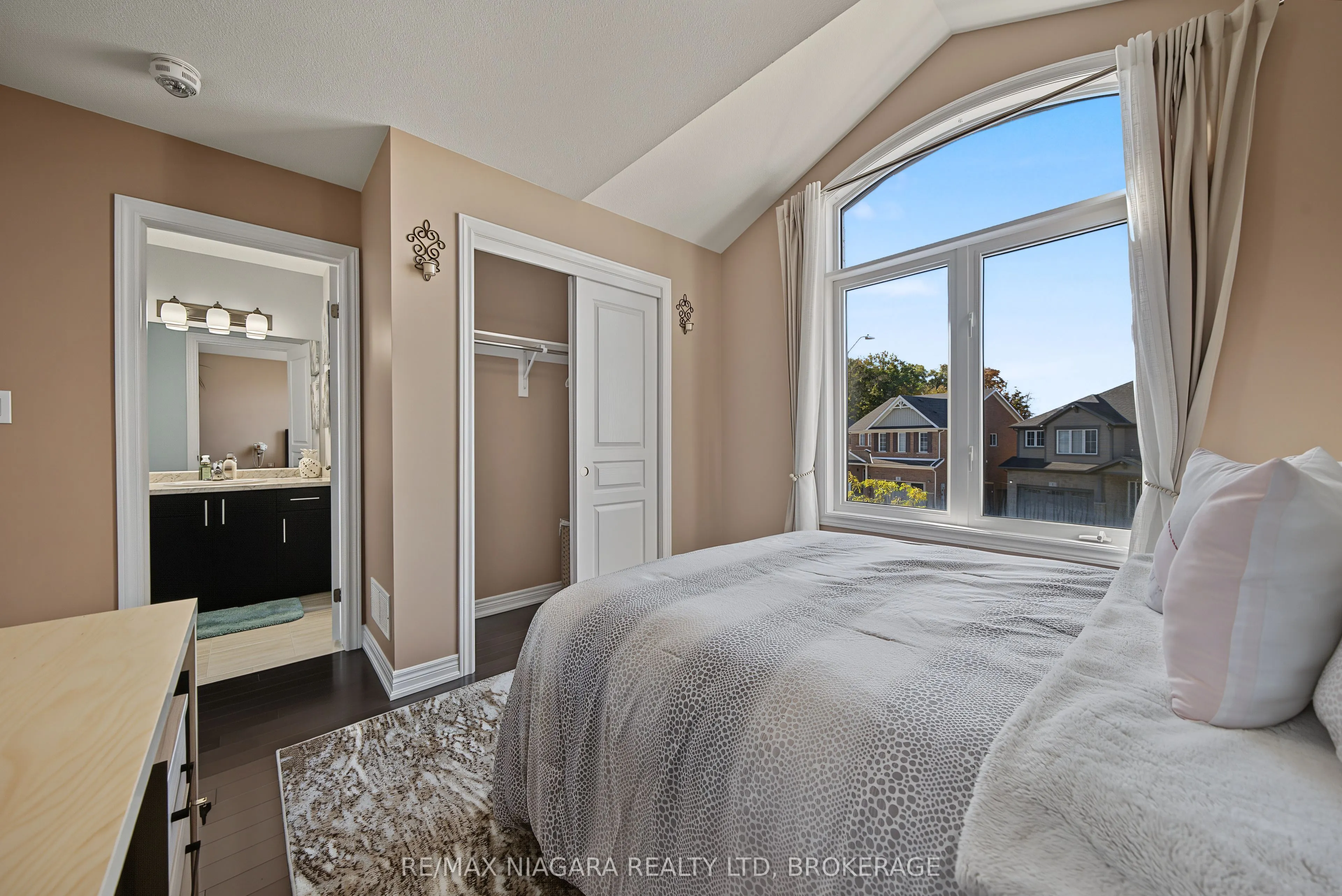 8 Elderberry Road