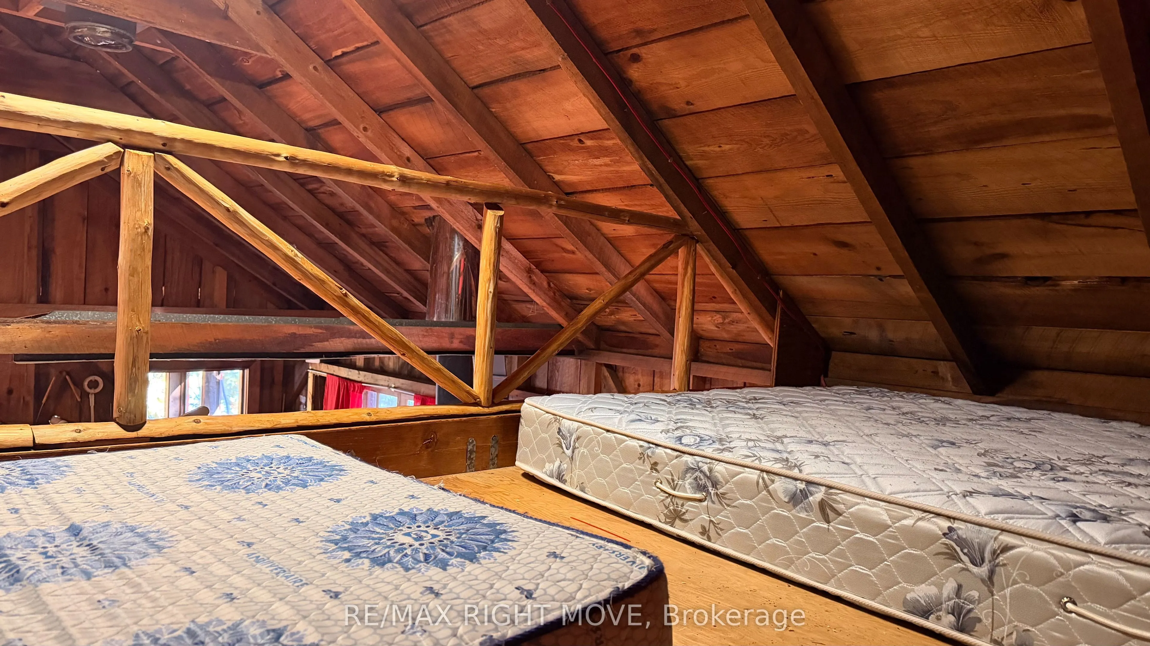 12 Lake Temagami Island