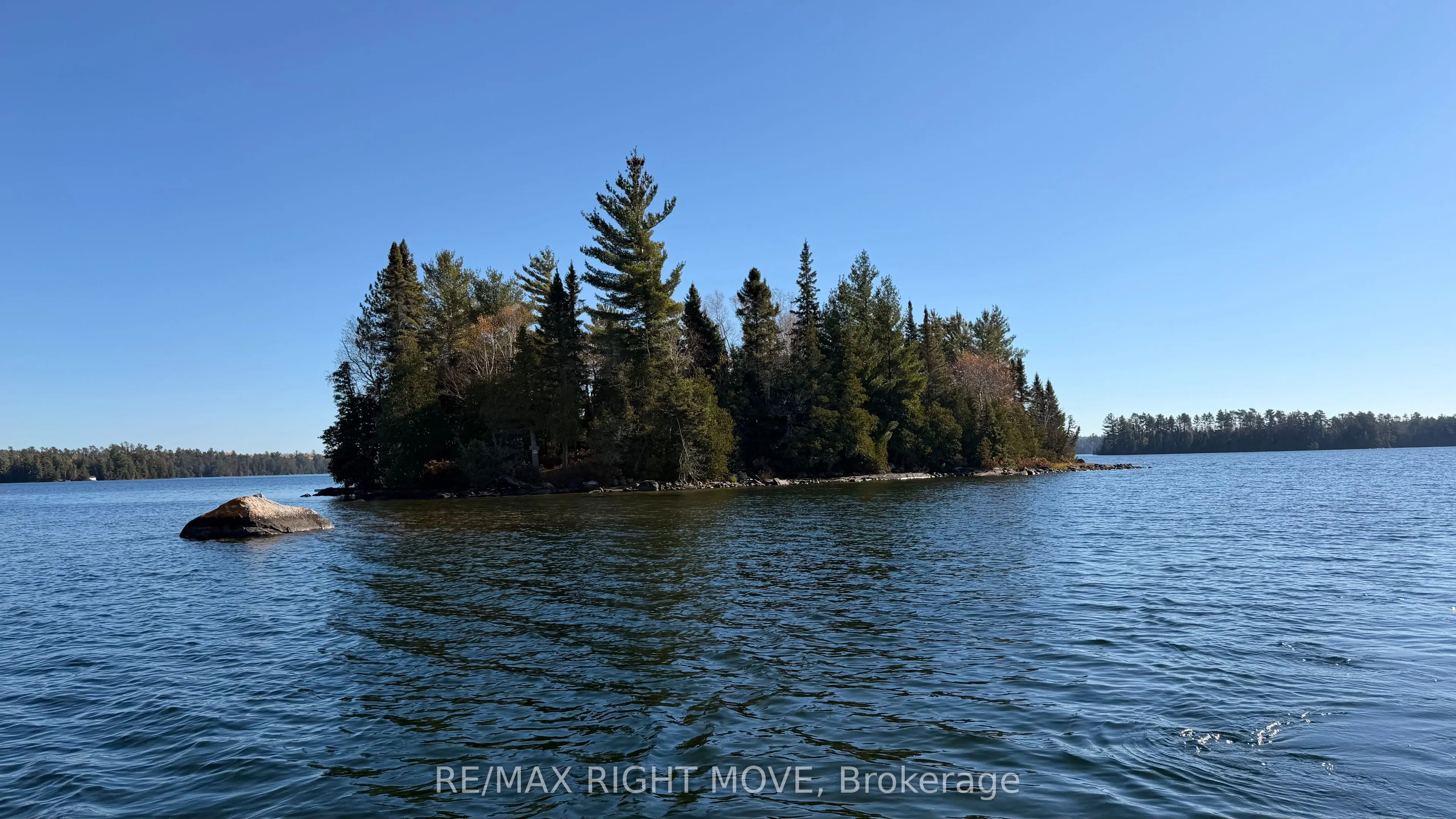 12 Lake Temagami Island