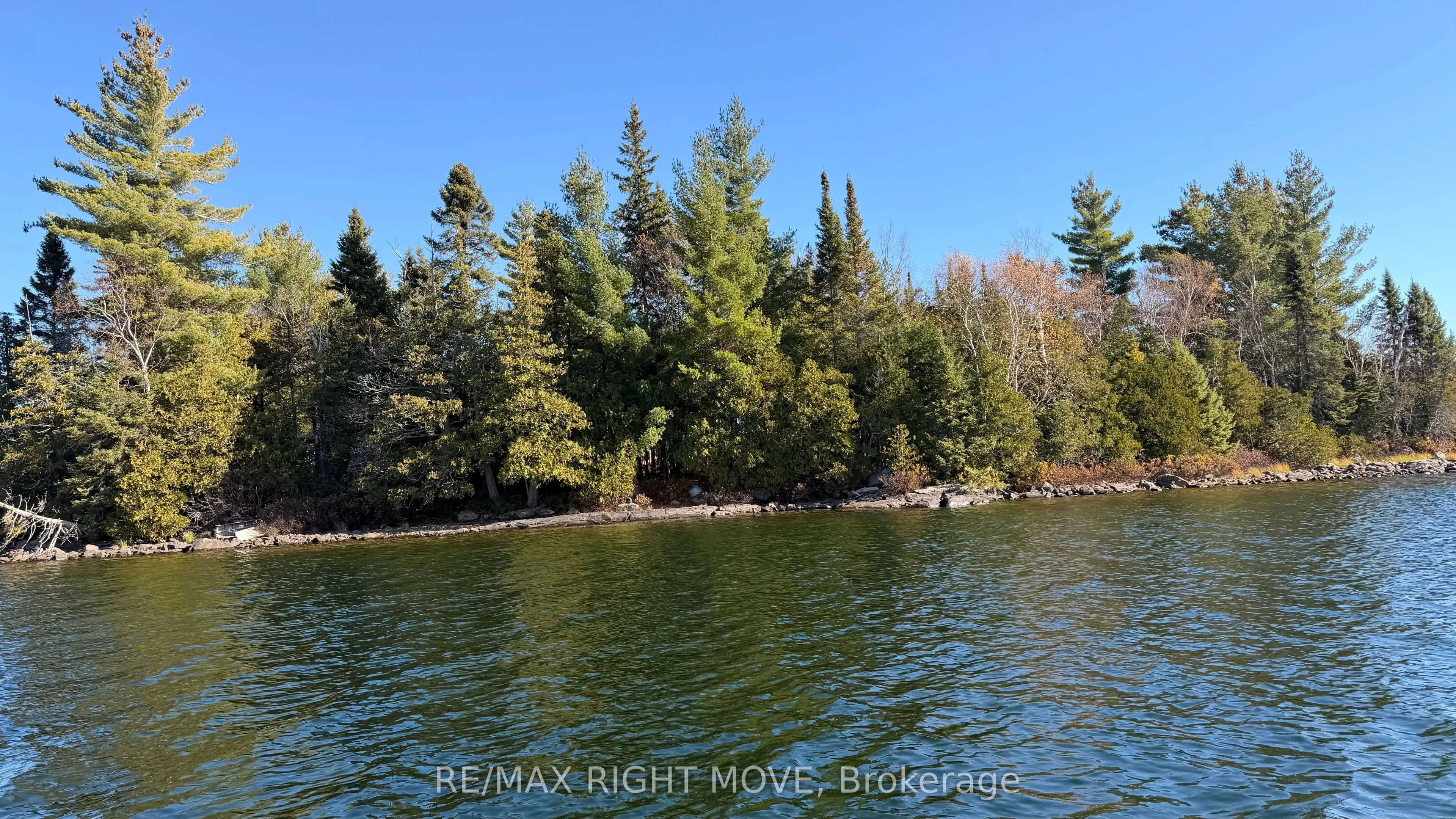 12 Lake Temagami Island