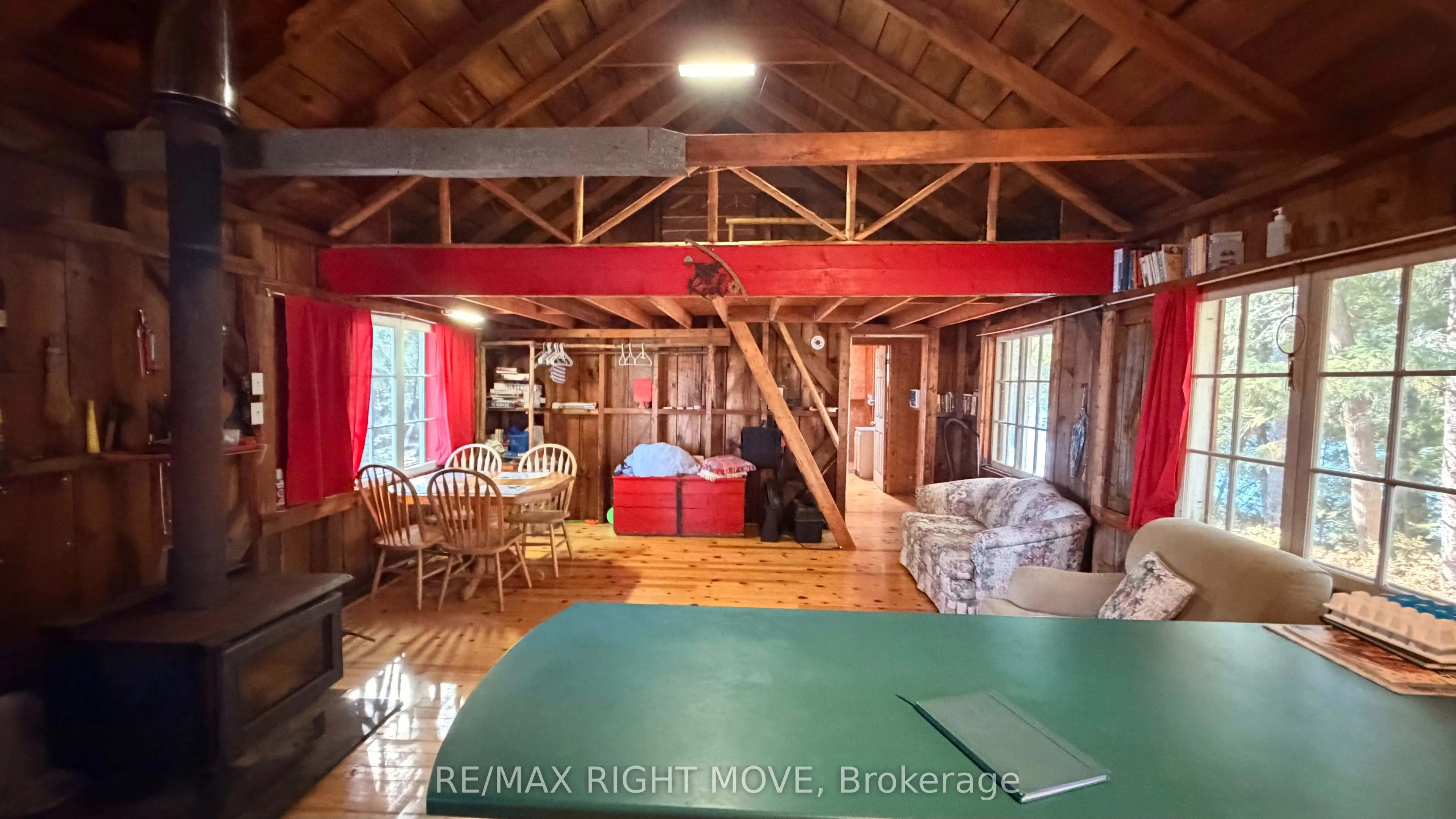 12 Lake Temagami Island