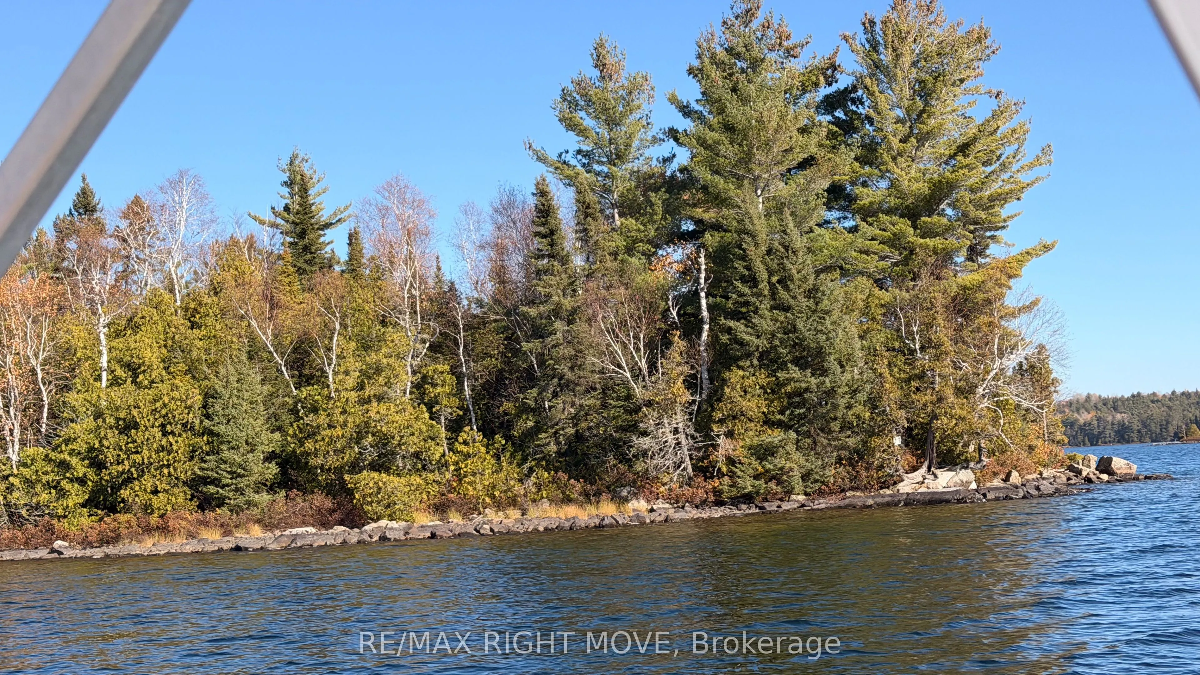12 Lake Temagami Island