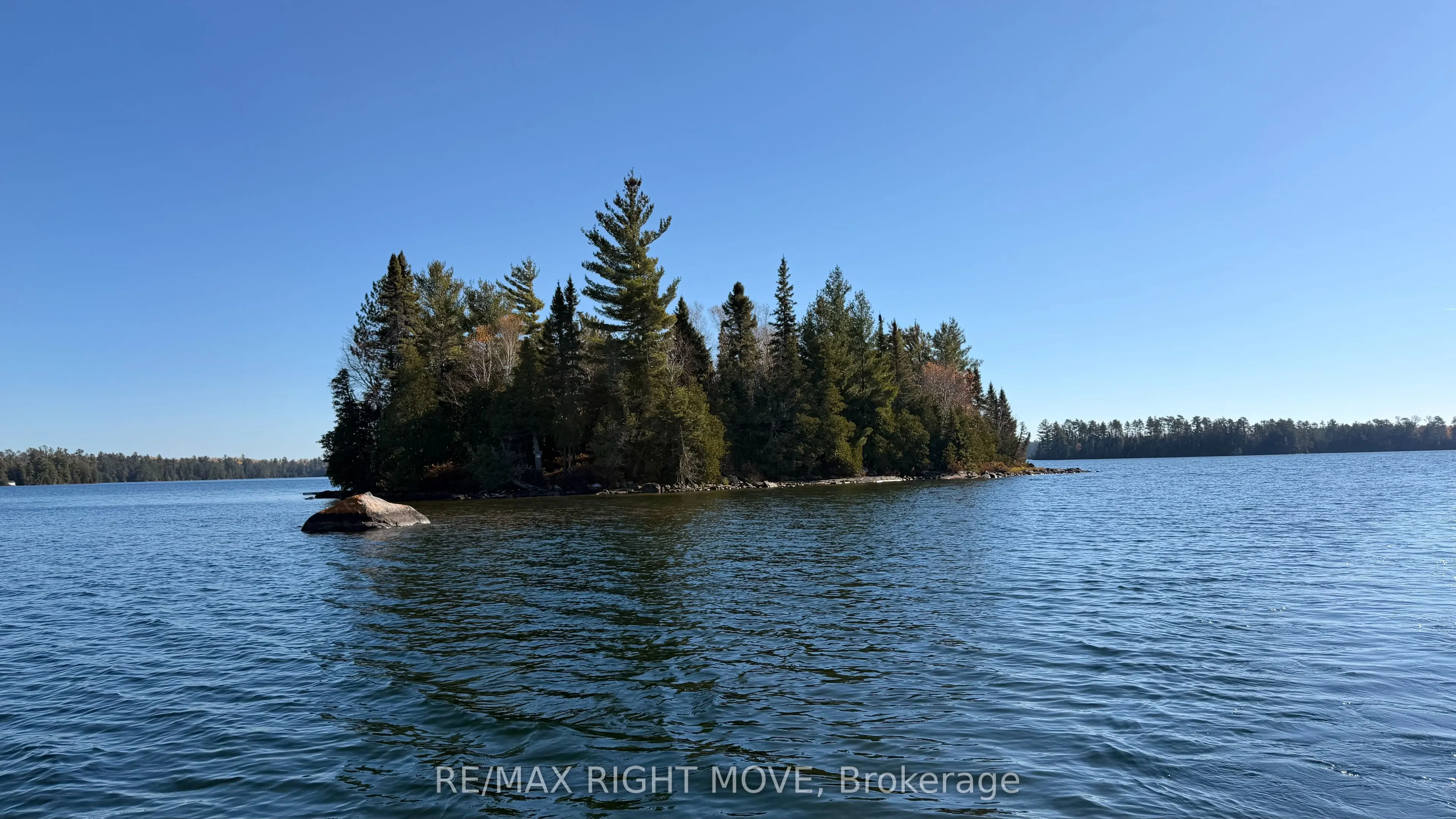 12 Lake Temagami Island