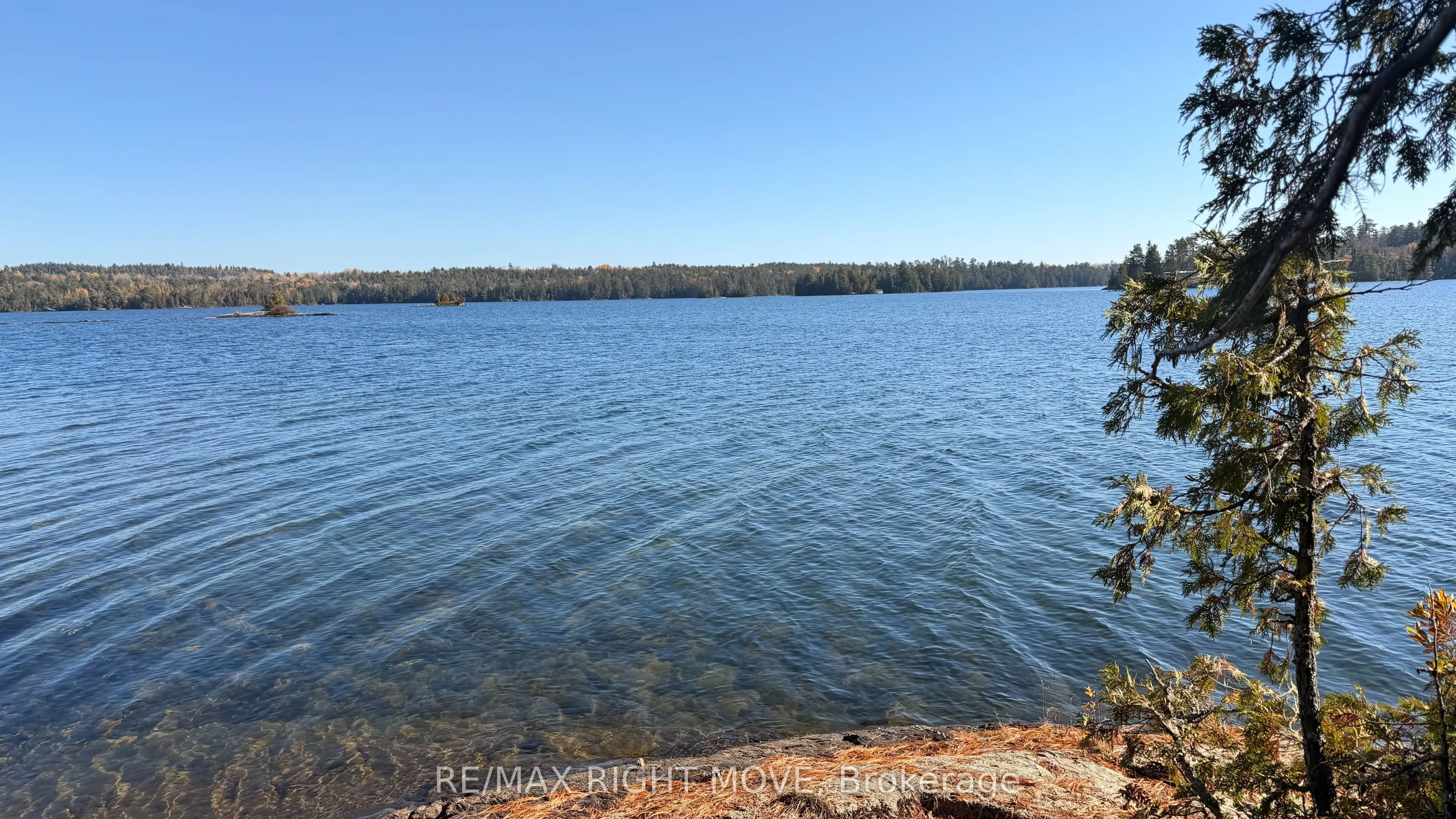 12 Lake Temagami Island