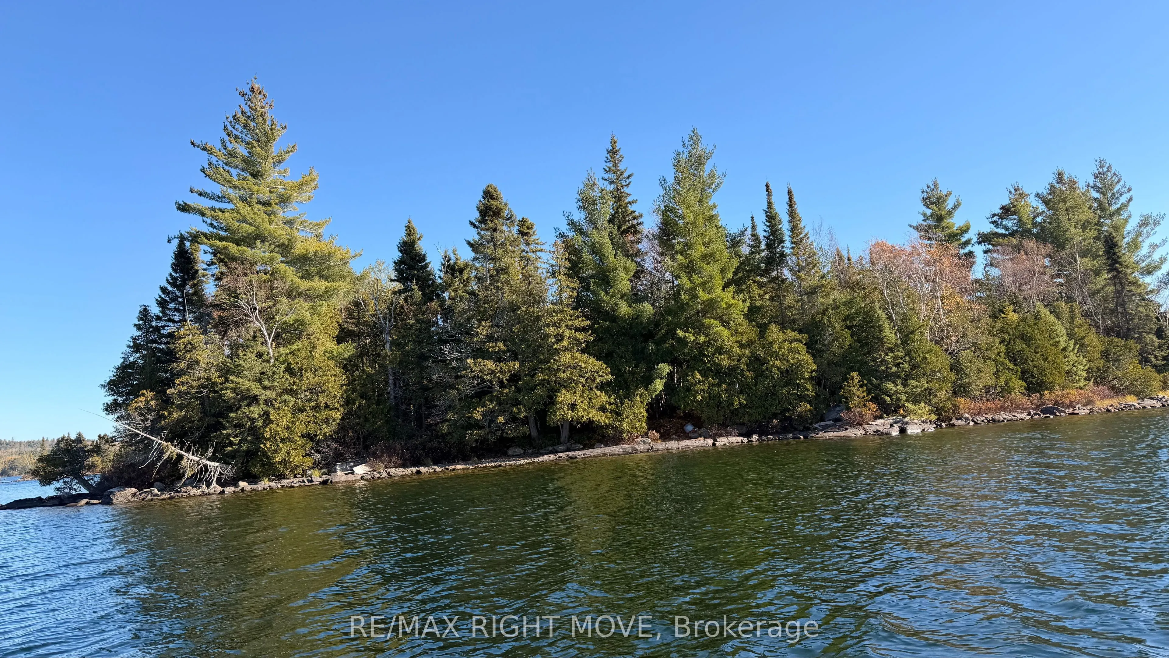 12 Lake Temagami Island