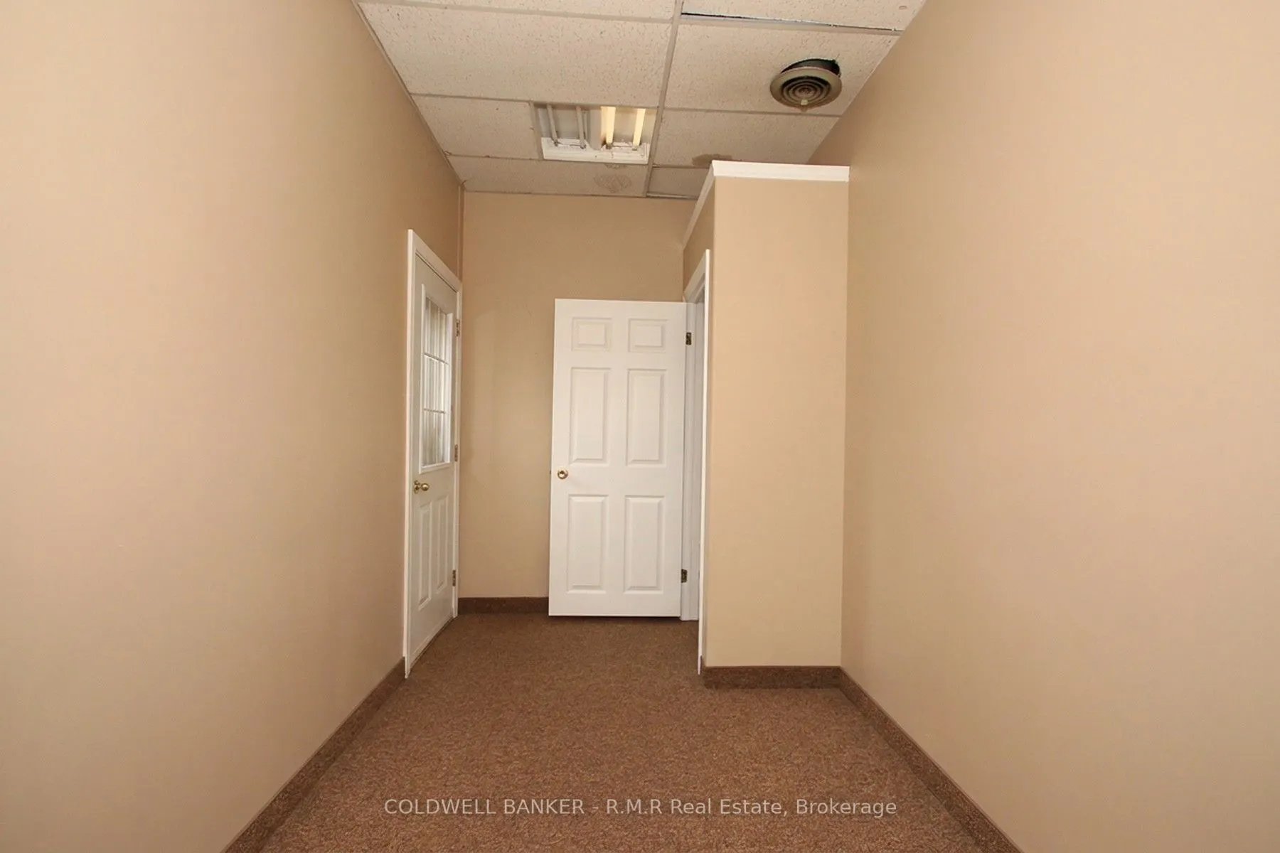 405 George Street S