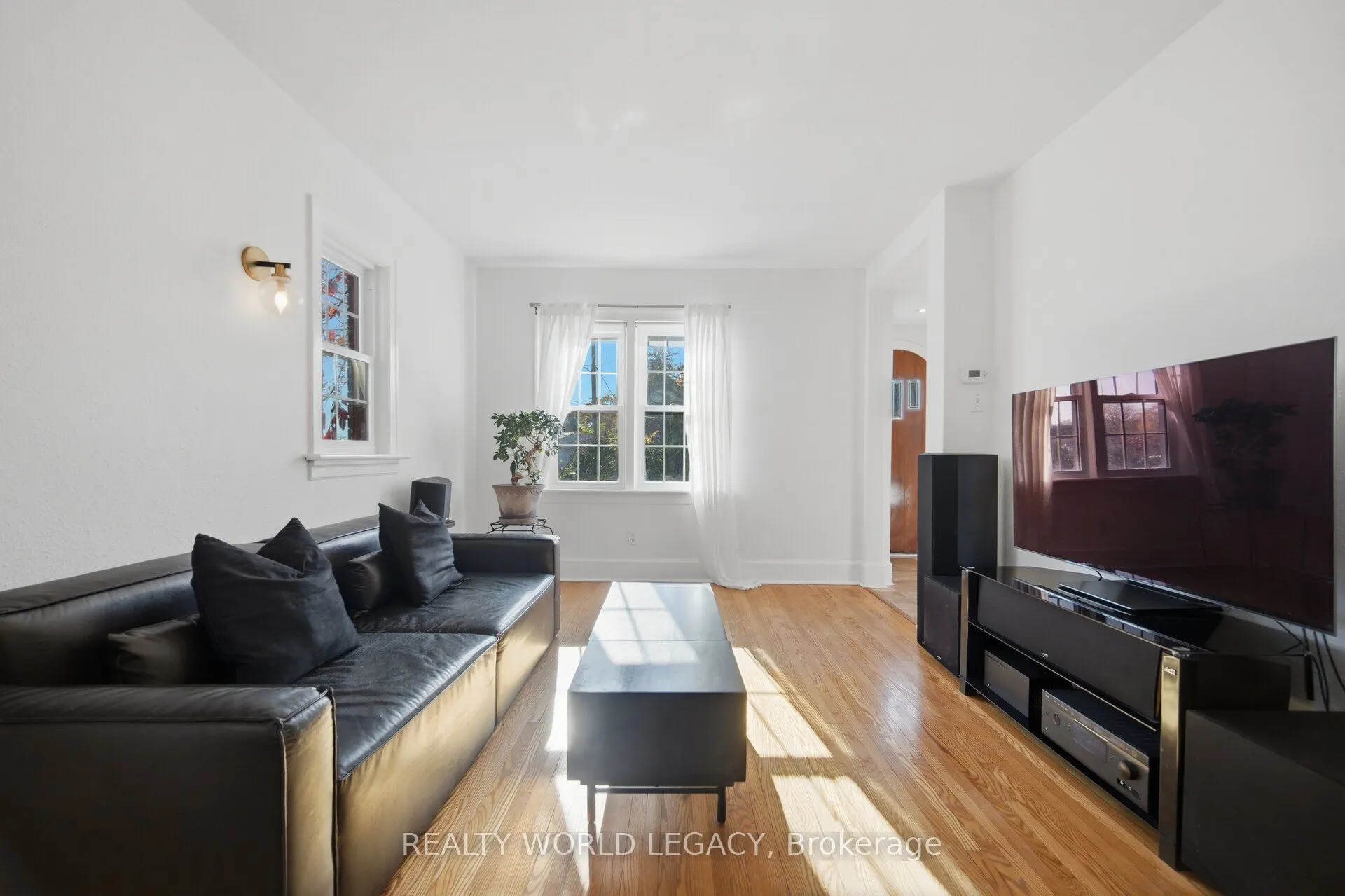 11 Rock Avenue