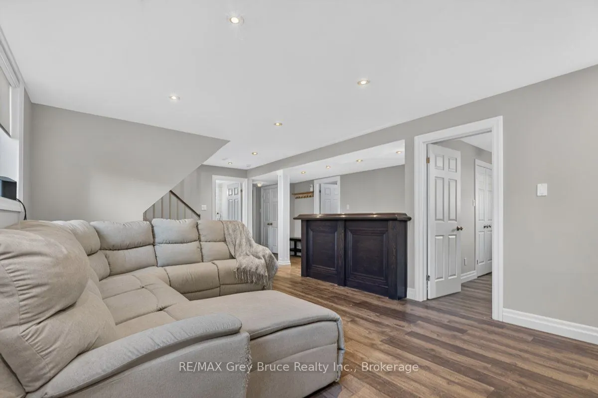 436 Balmy Beach Road