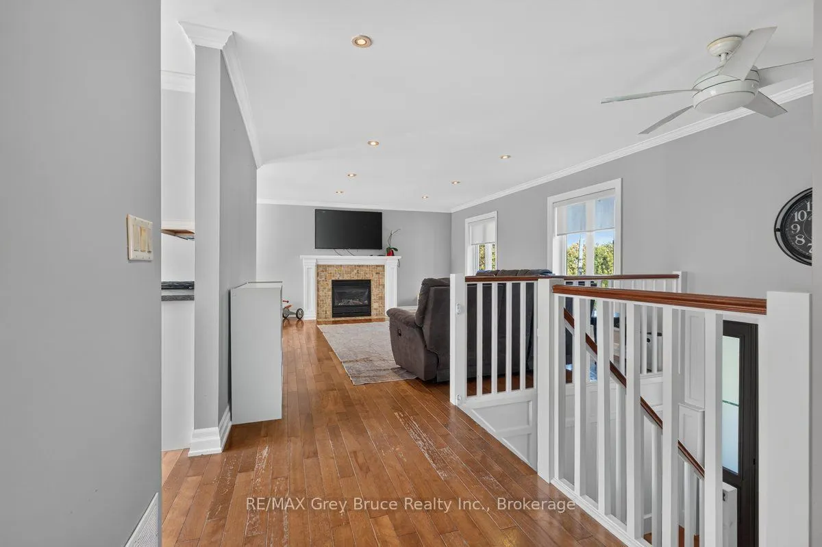 436 Balmy Beach Road