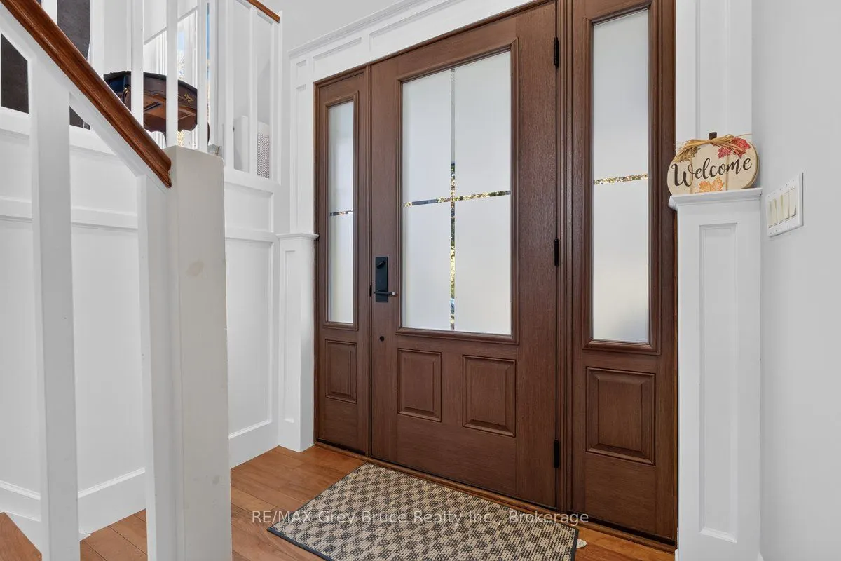 436 Balmy Beach Road