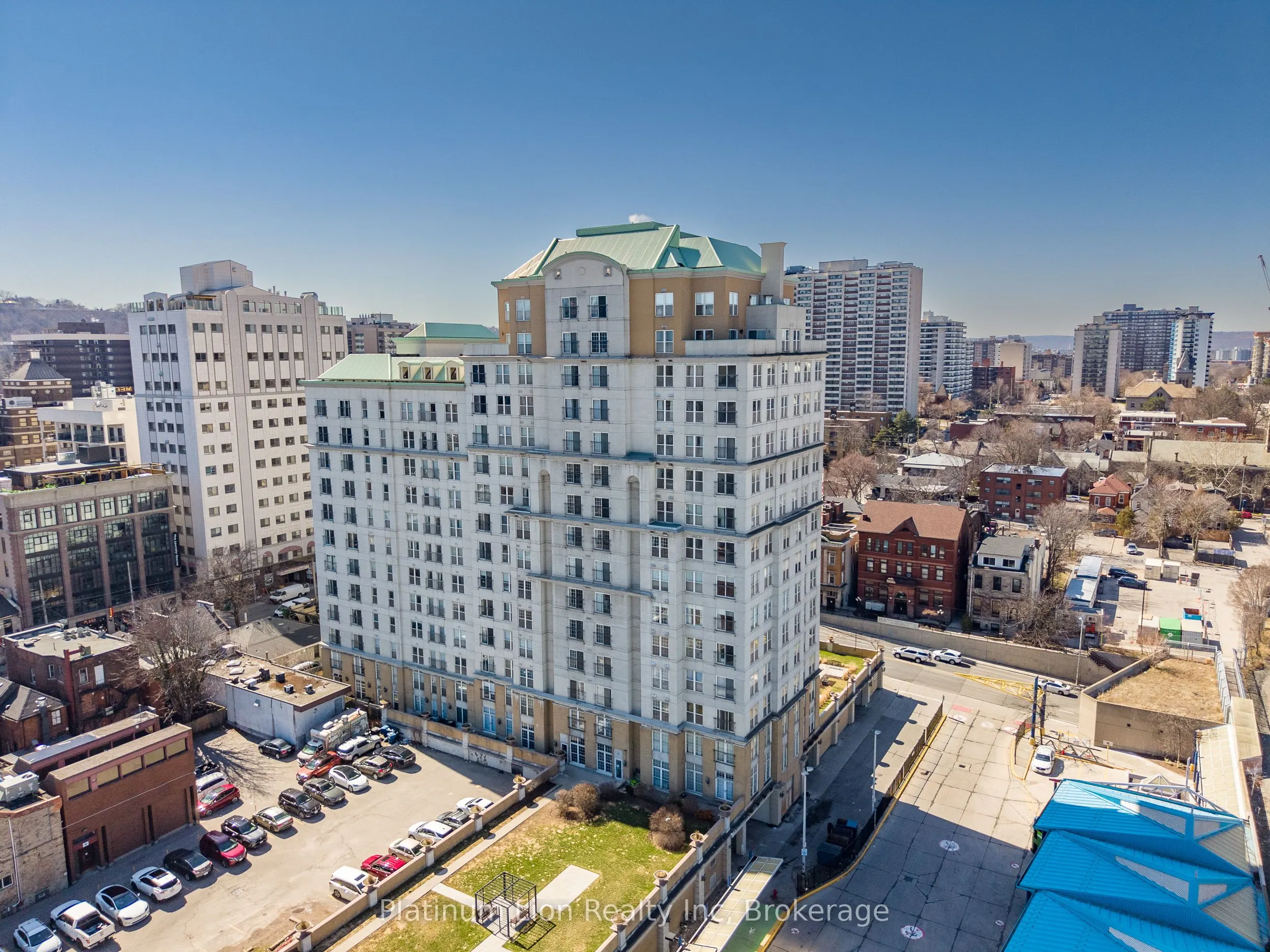 135 James Street S #910
