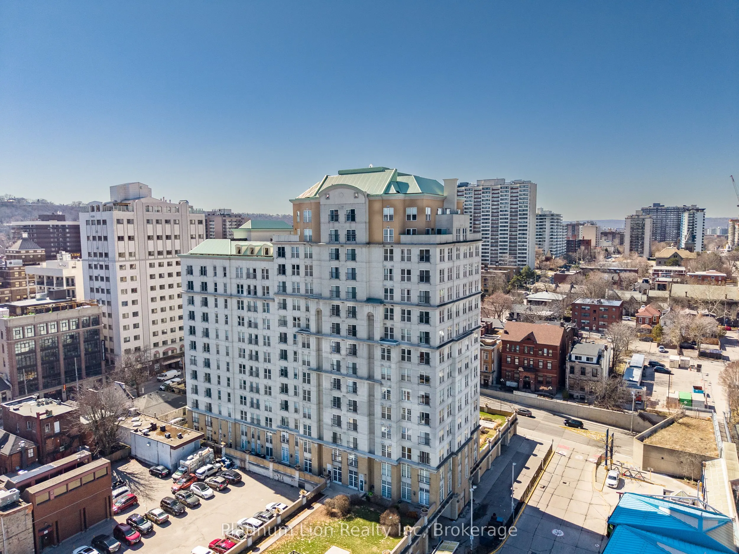 135 James Street S #910