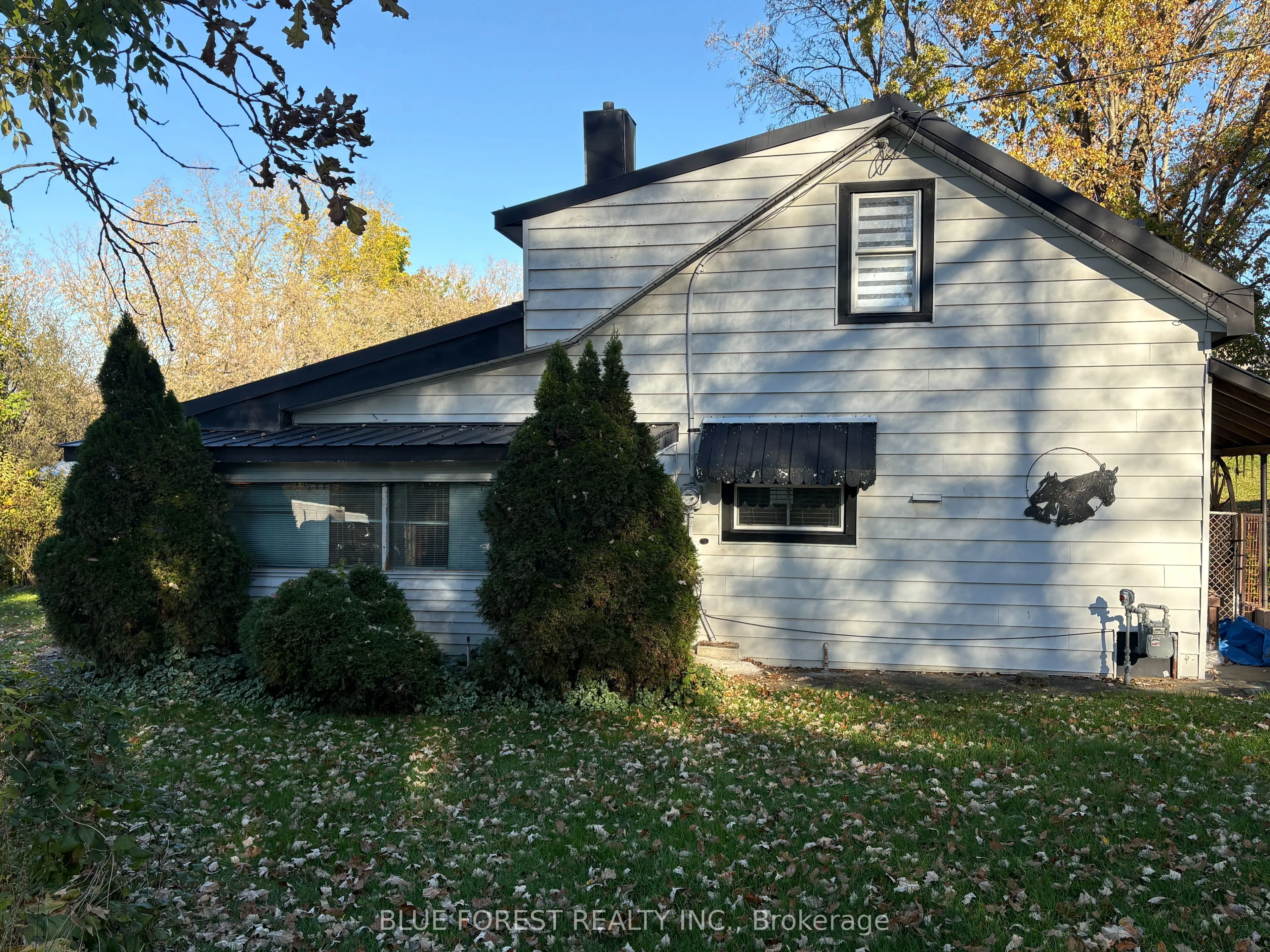 15 Charles Street N