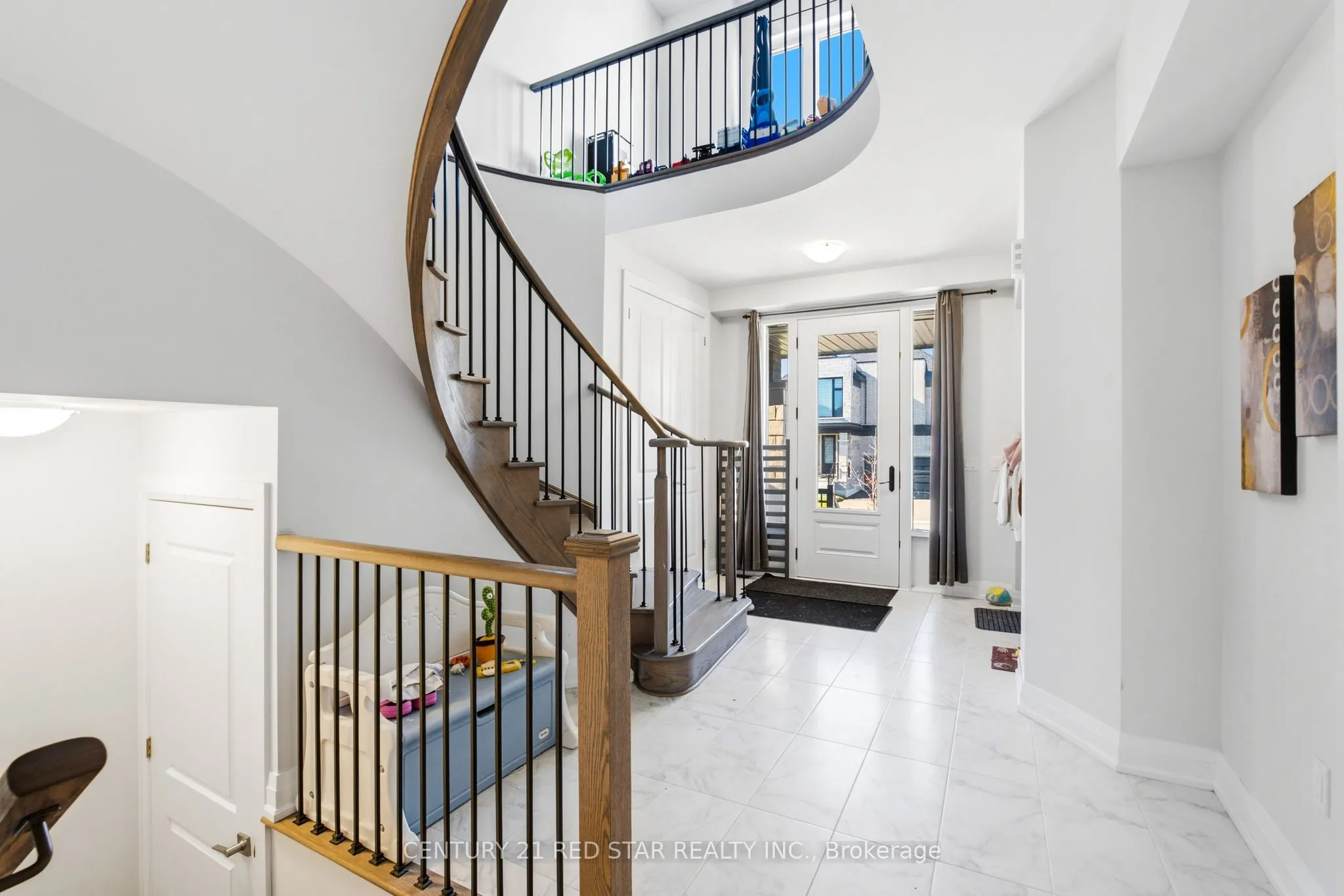 224 Harwood Avenue