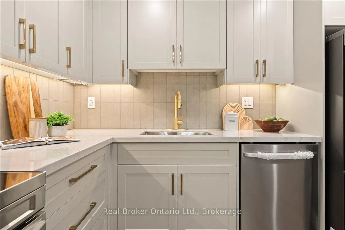 39 West 21st Street
