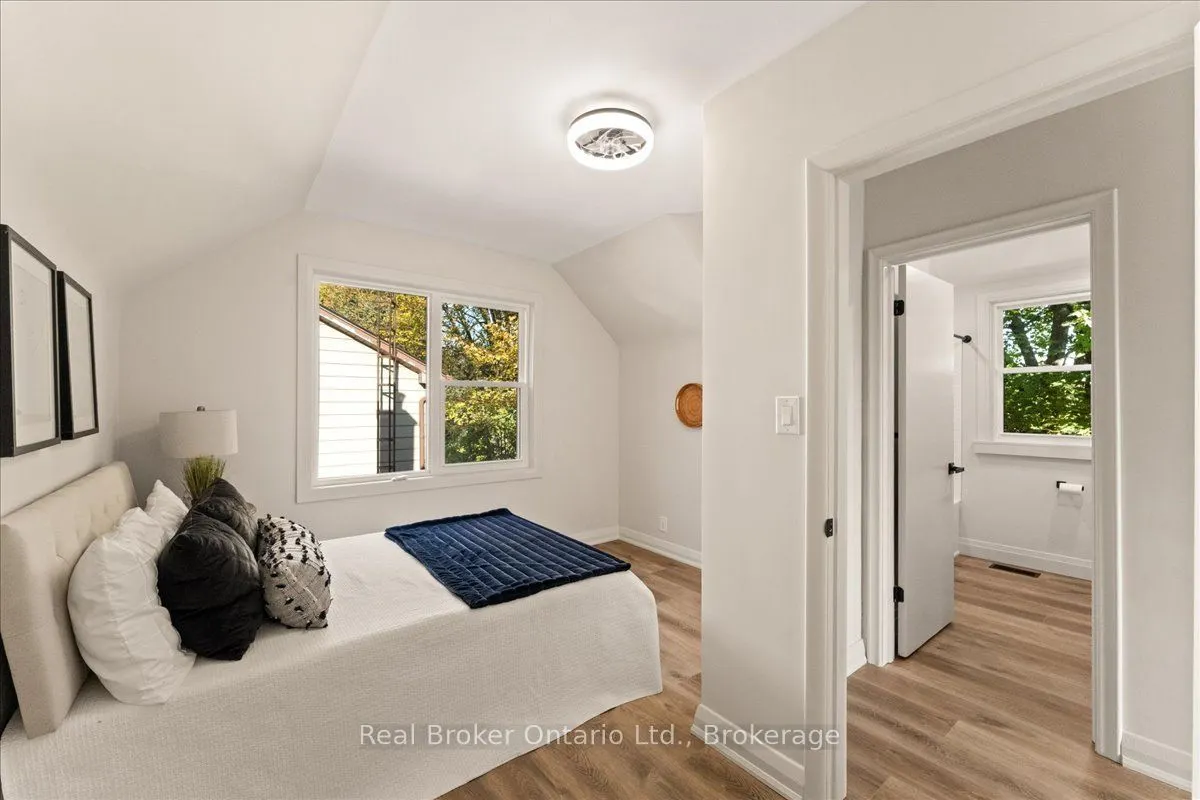 39 West 21st Street