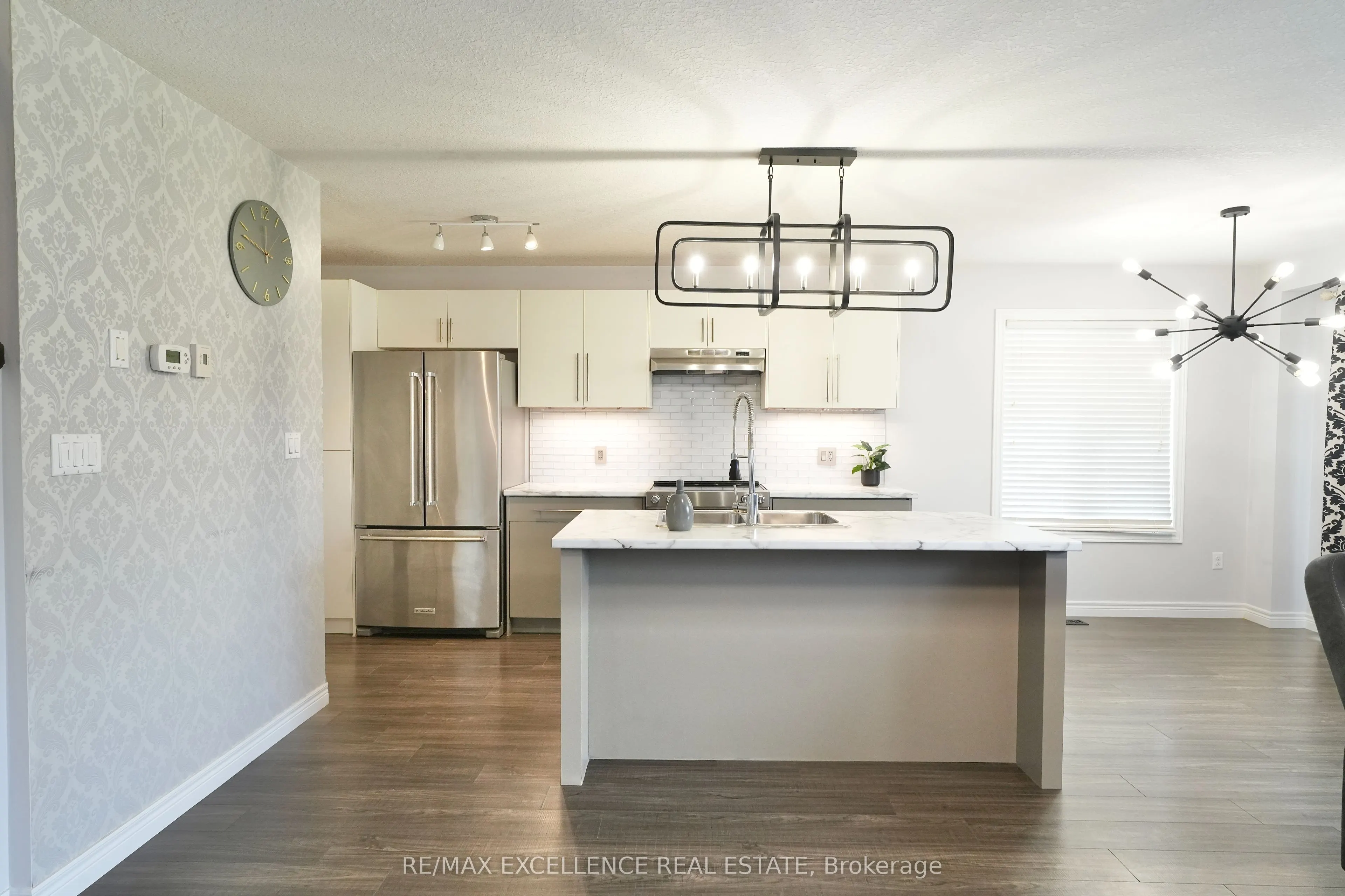 1954 FOXRIDGE Crescent
