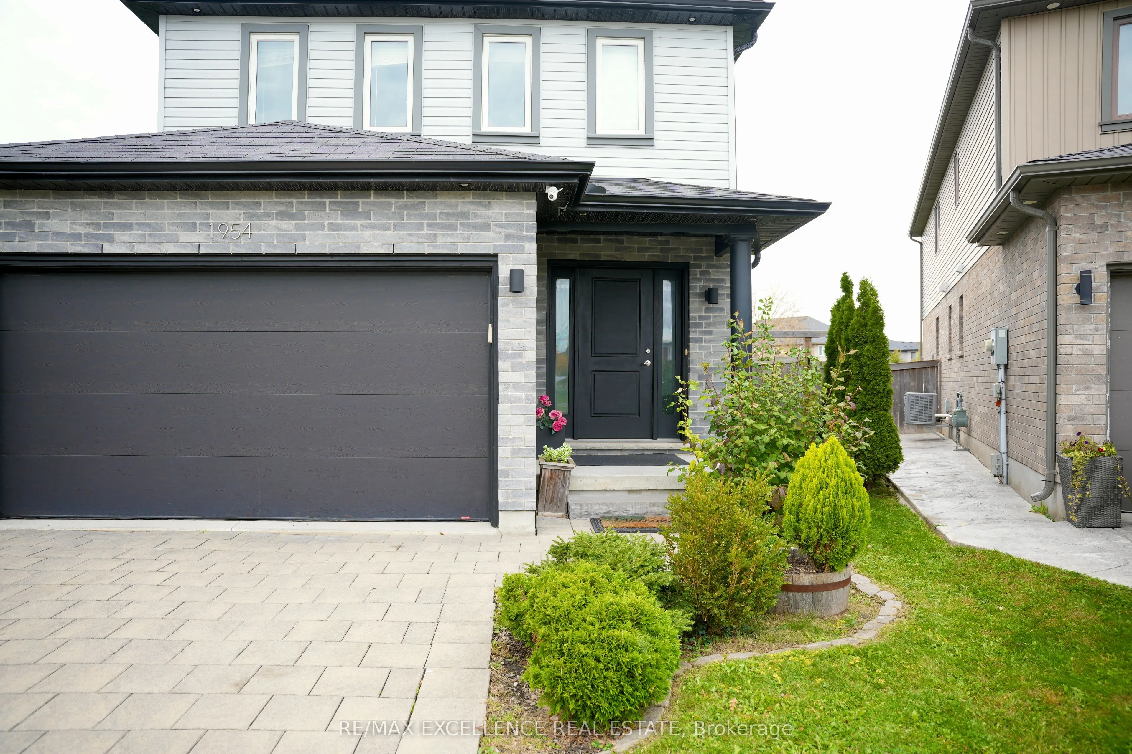 1954 FOXRIDGE Crescent