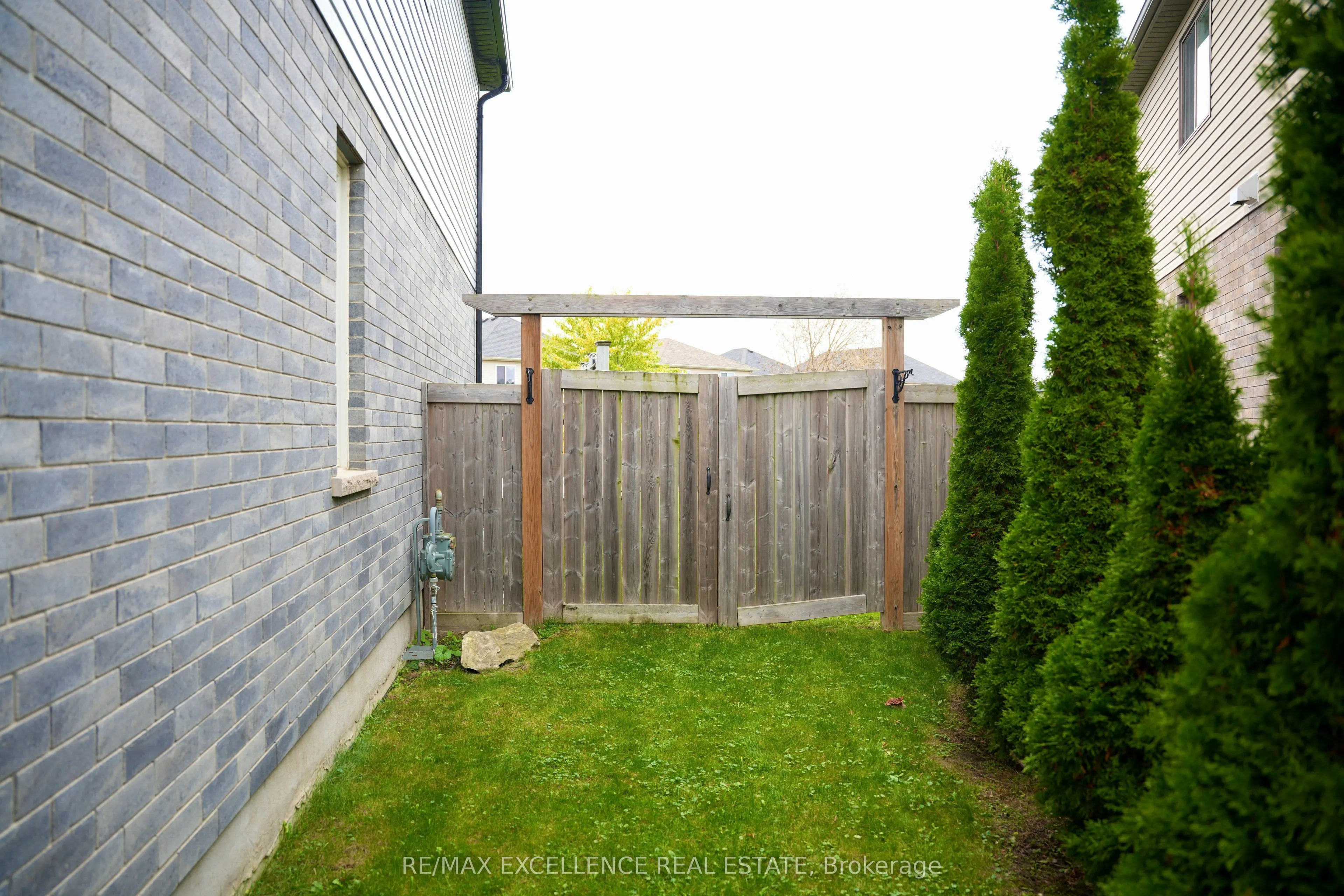 1954 FOXRIDGE Crescent