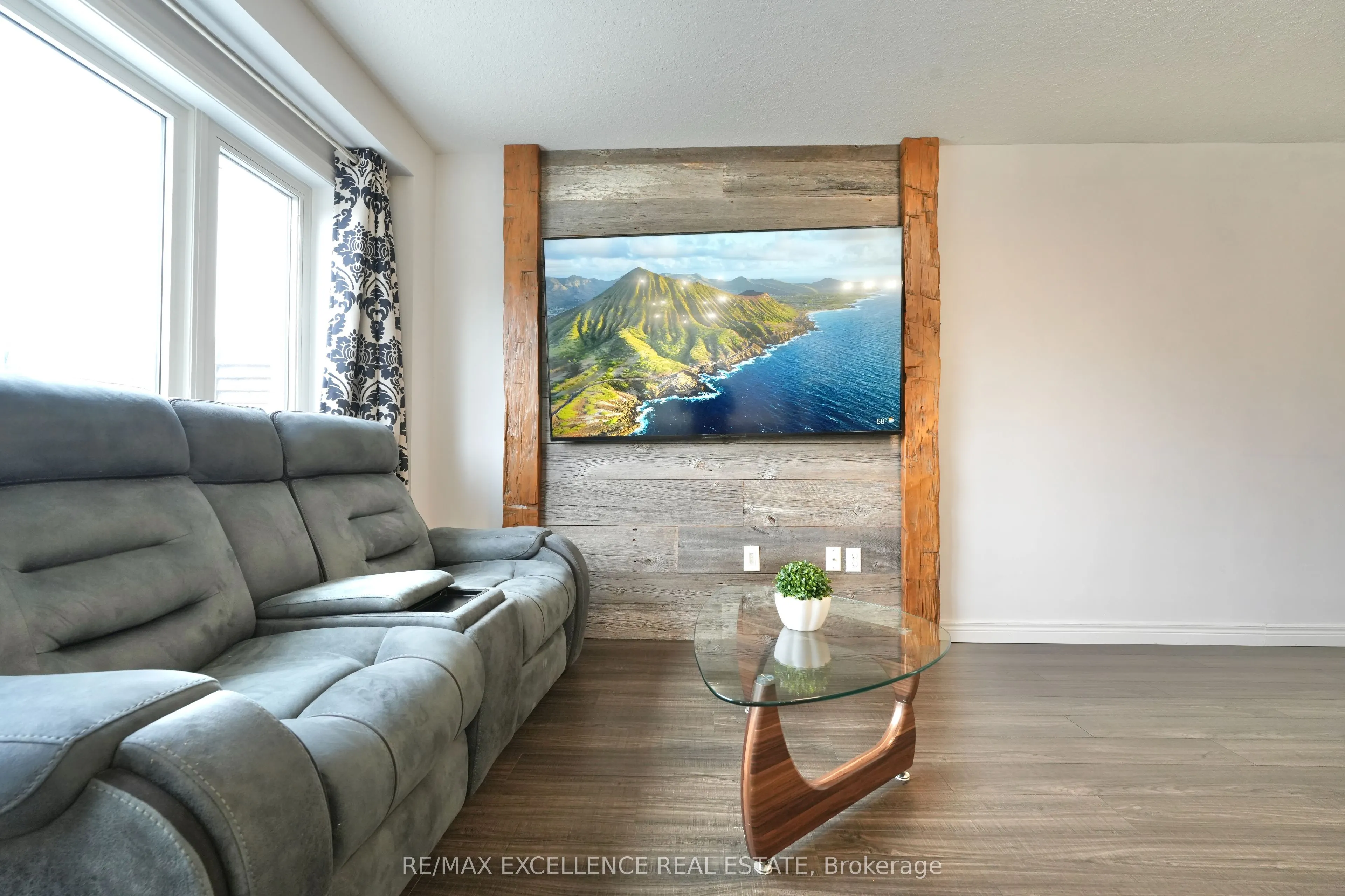 1954 FOXRIDGE Crescent