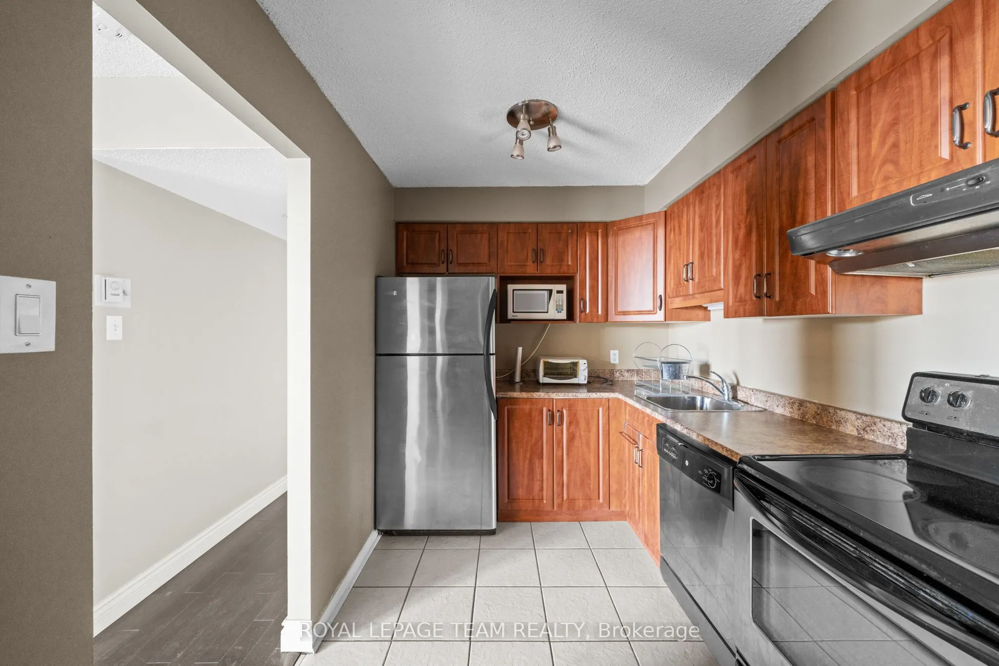 199 Kent Street #1705