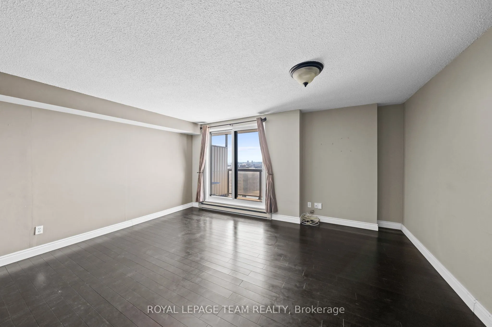 199 Kent Street #1705
