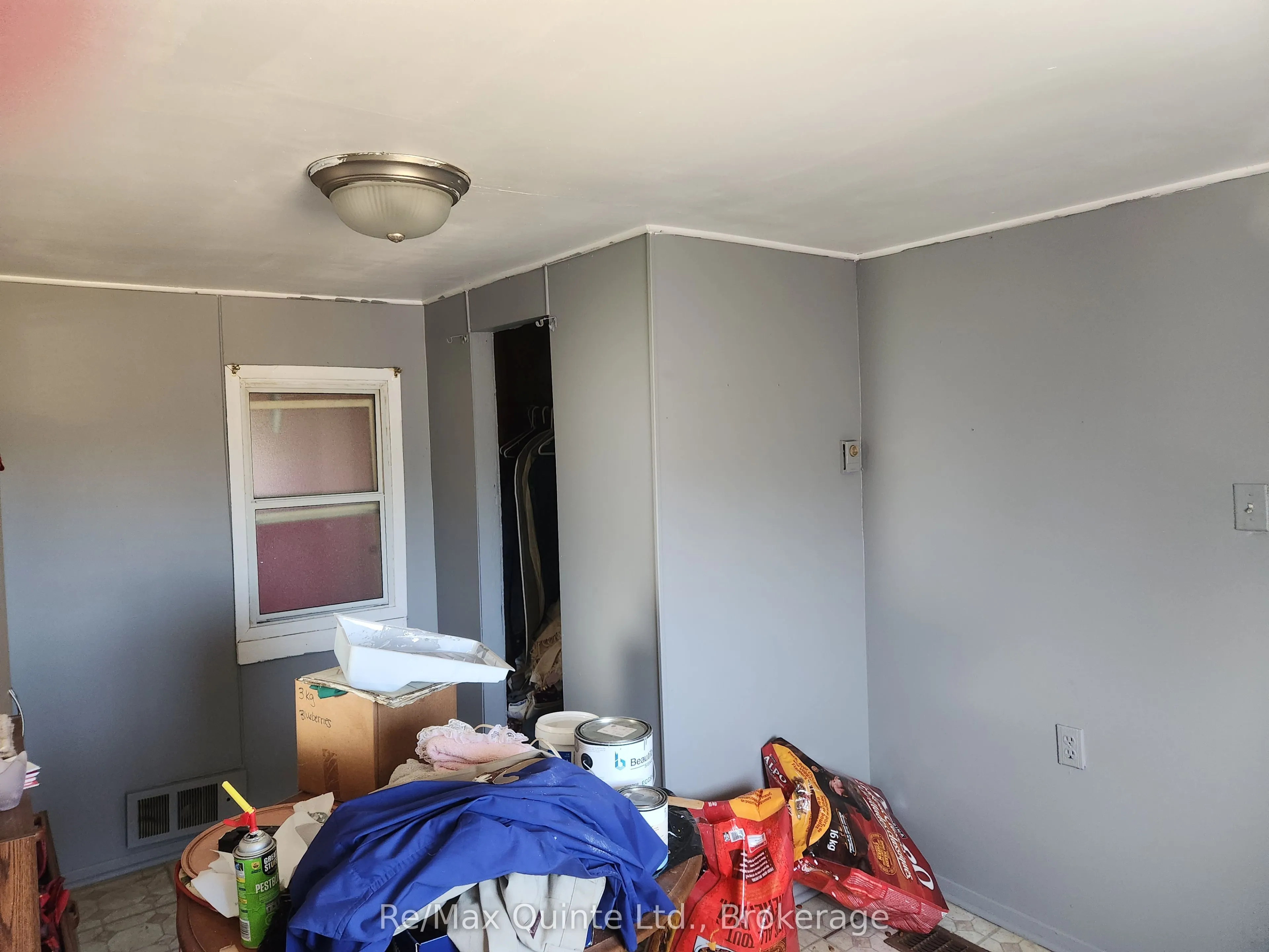 182 Smokes Point Road