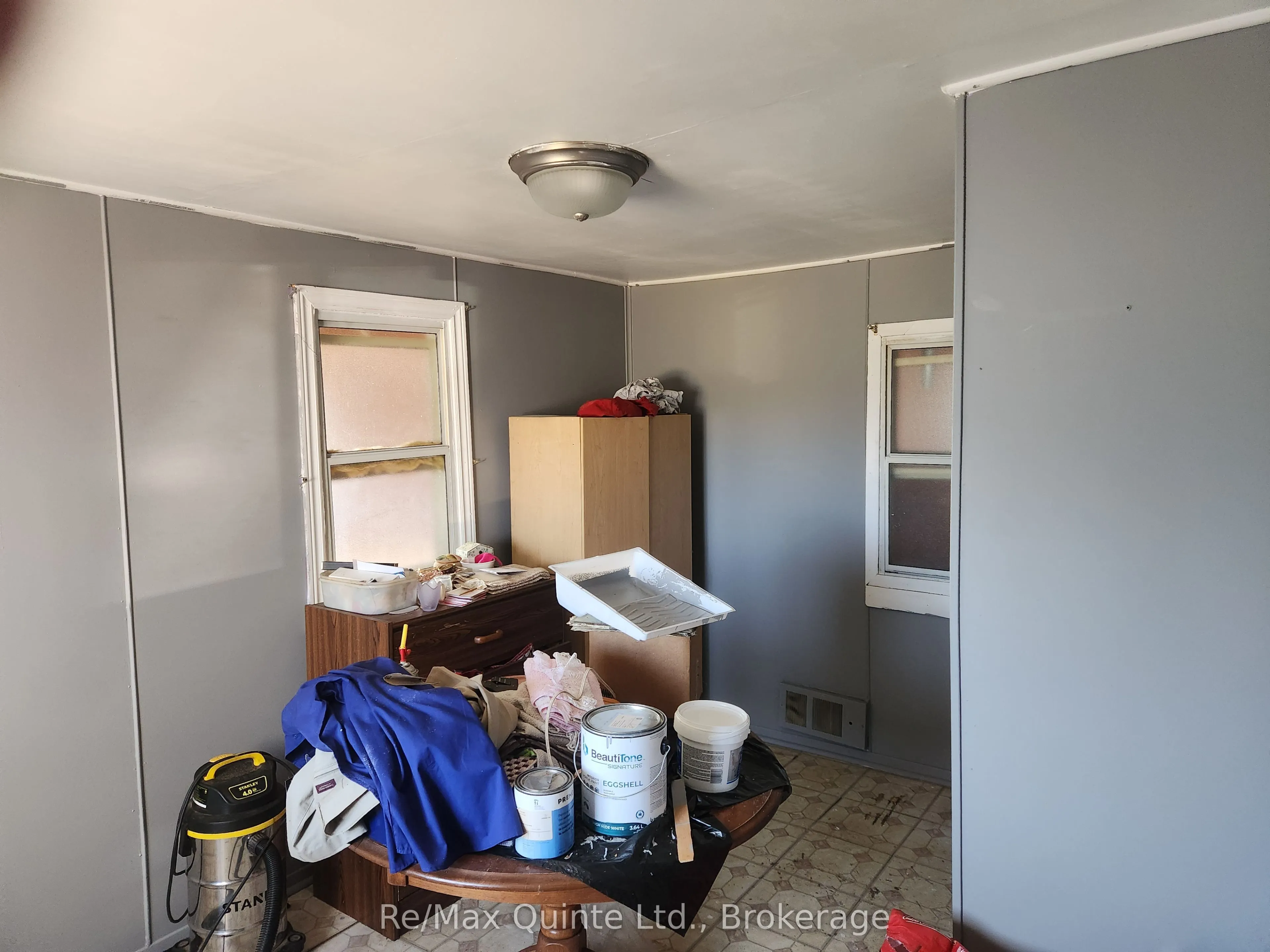 182 Smokes Point Road