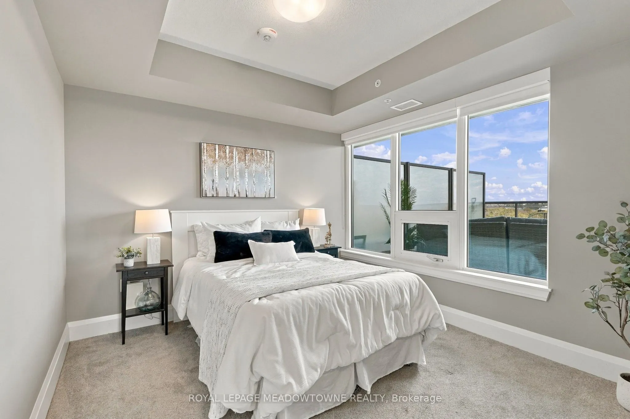 73 Arthur Street S #802