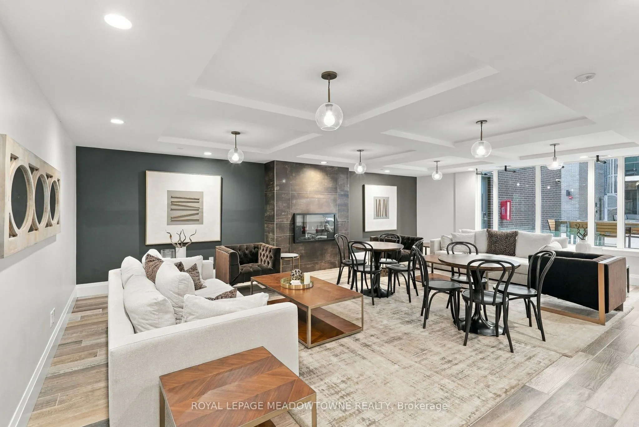 73 Arthur Street S #802