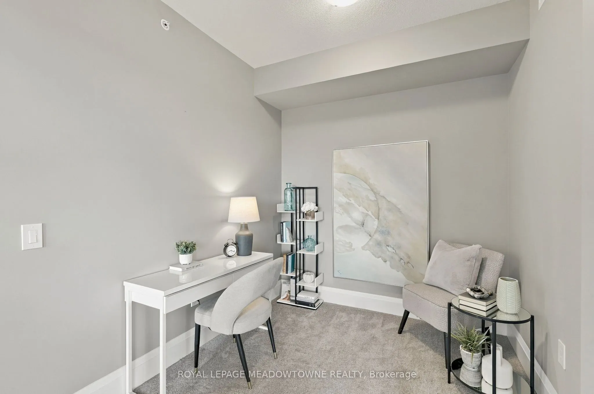 73 Arthur Street S #802